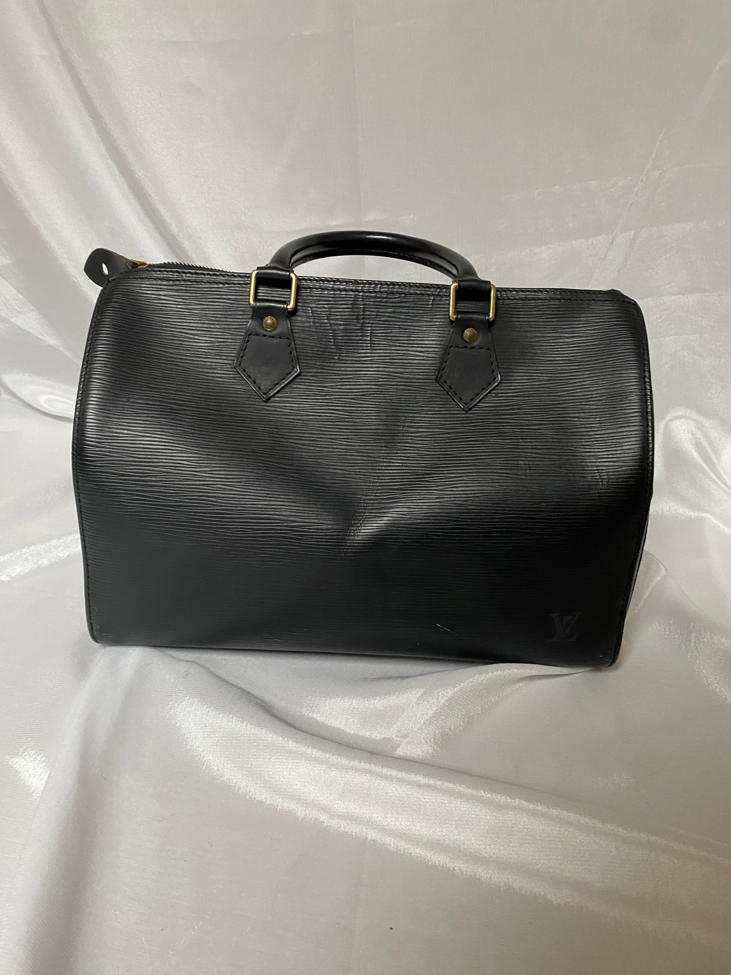 Louis Vuitton Speedy 30 epi black