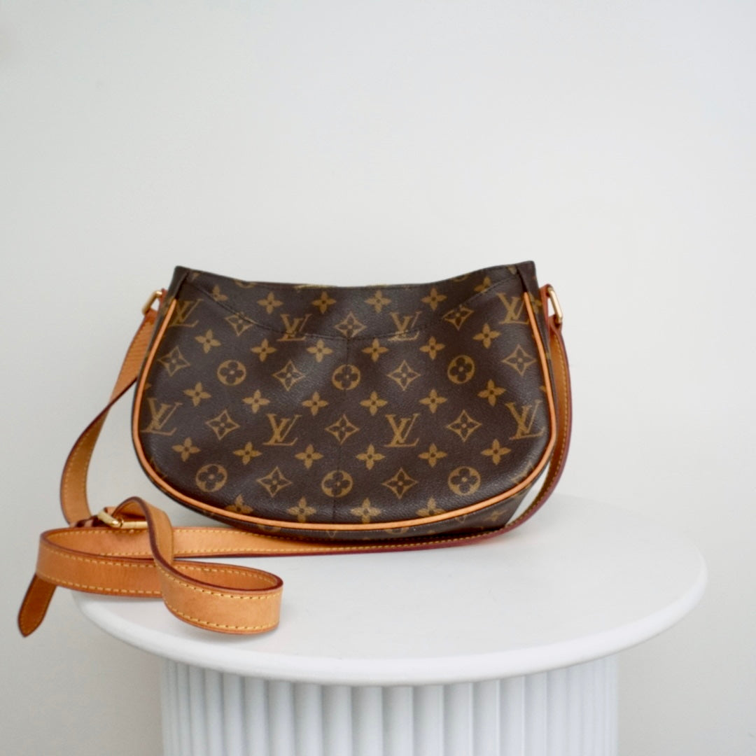 Louis Vuitton Menilmontant