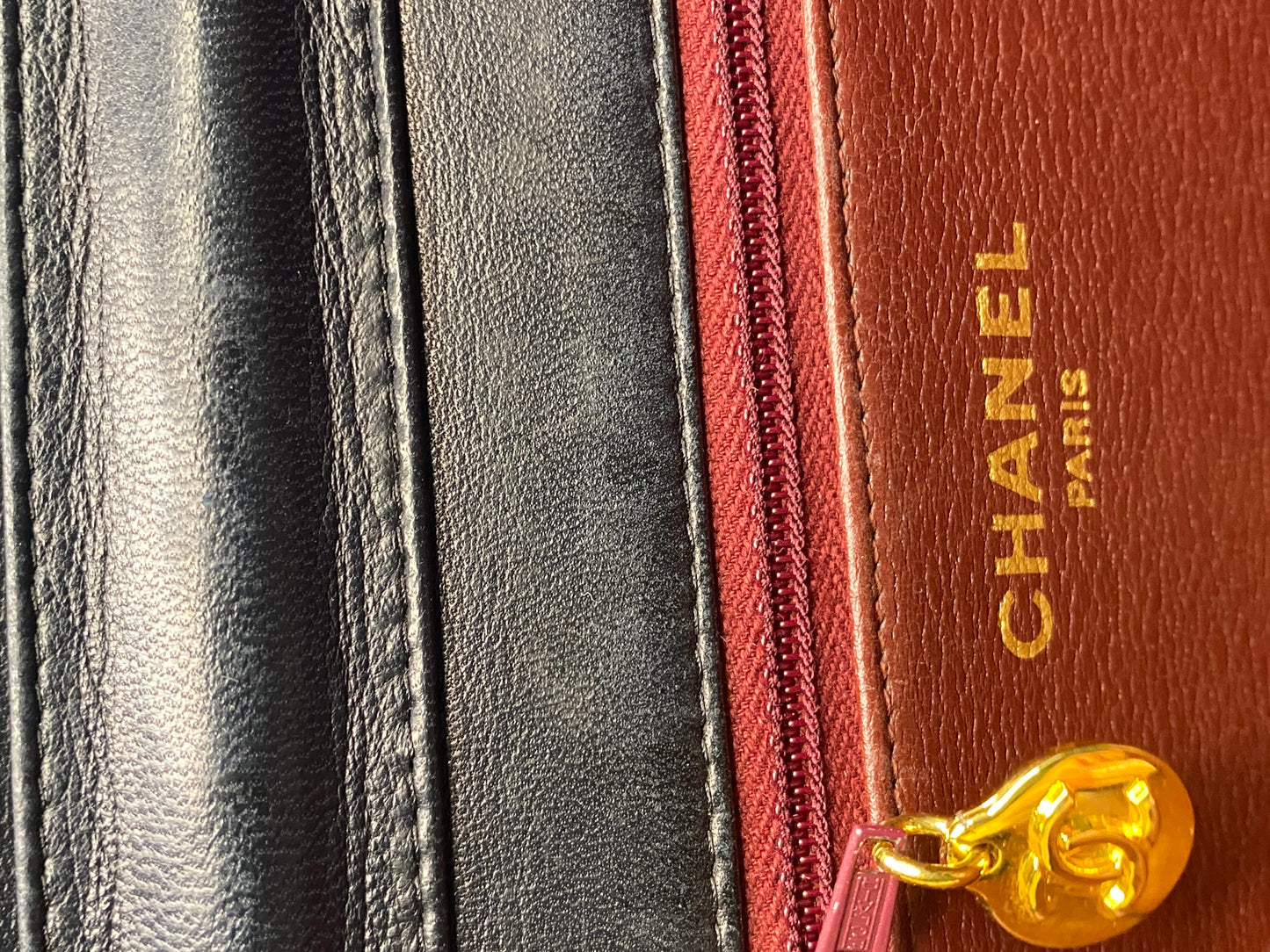 Chanel Classic Single Flapbag MEDIUM