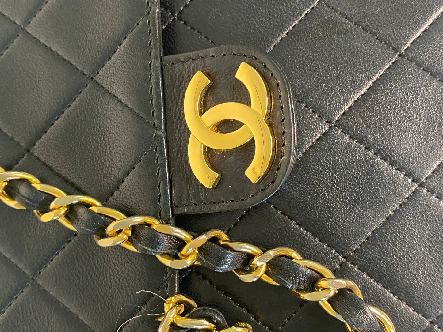 Chanel Classic Single Flapbag MEDIUM
