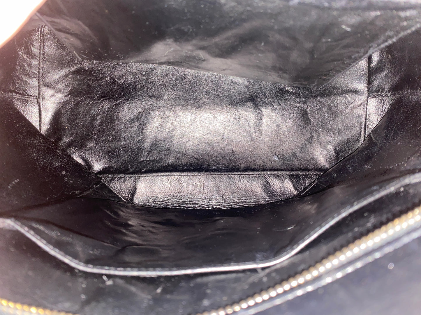 Chanel Médaillon Tote Black
