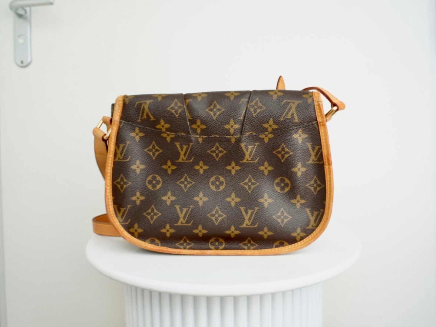 Louis Vuitton Menilmontant