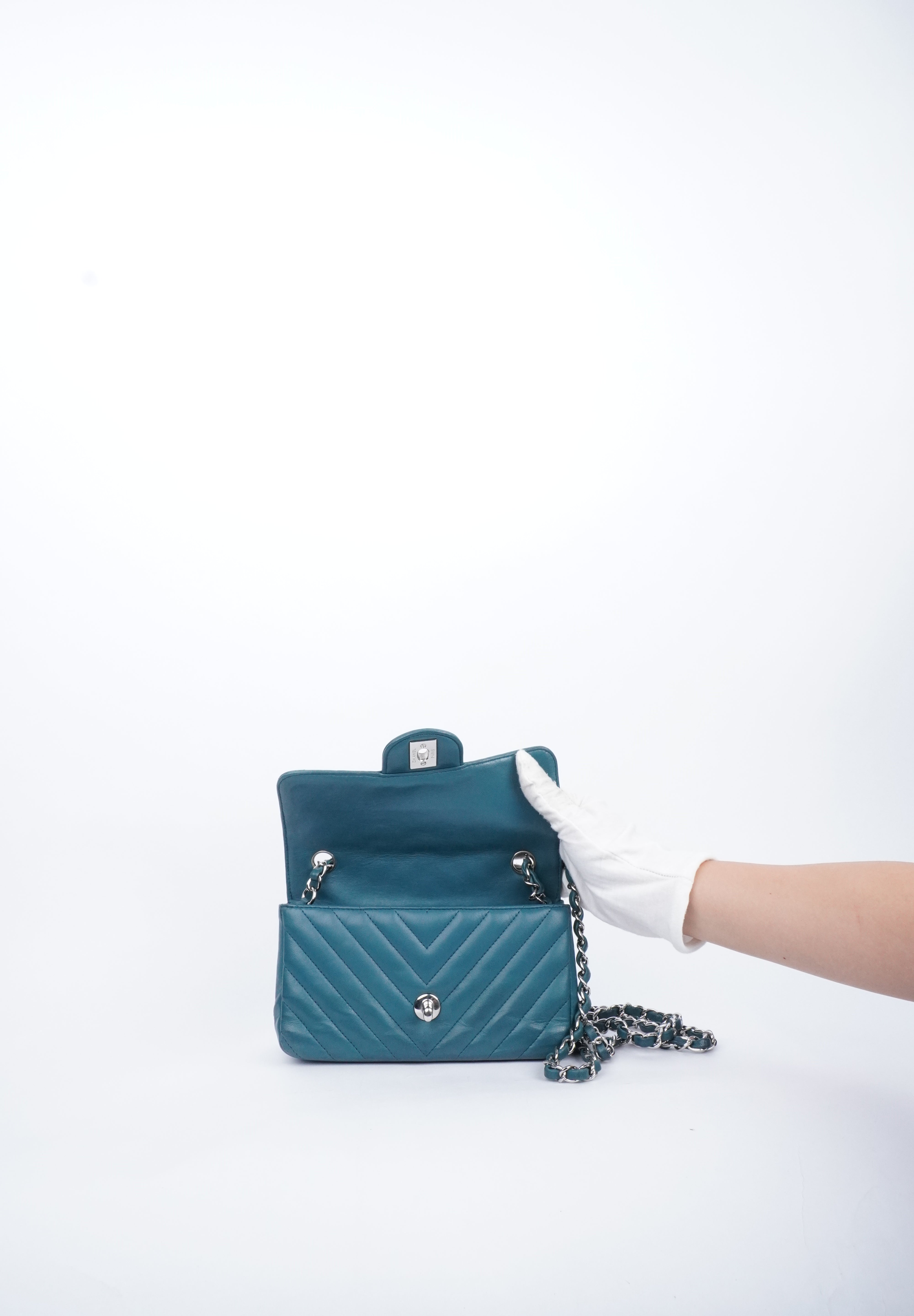 Chanel Mini Flapbag Chevron