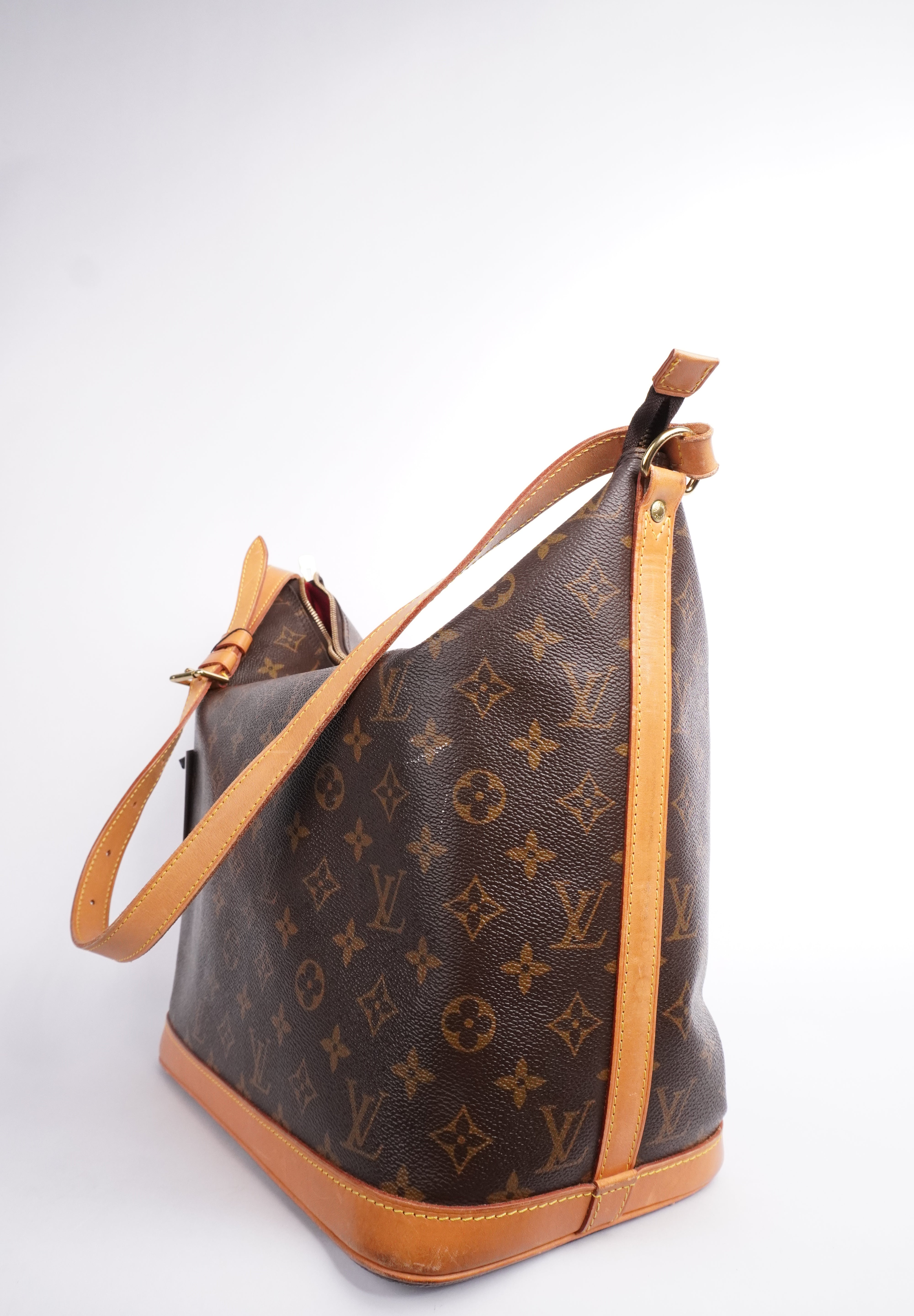 Louis Vuitton Amfarsley M47275