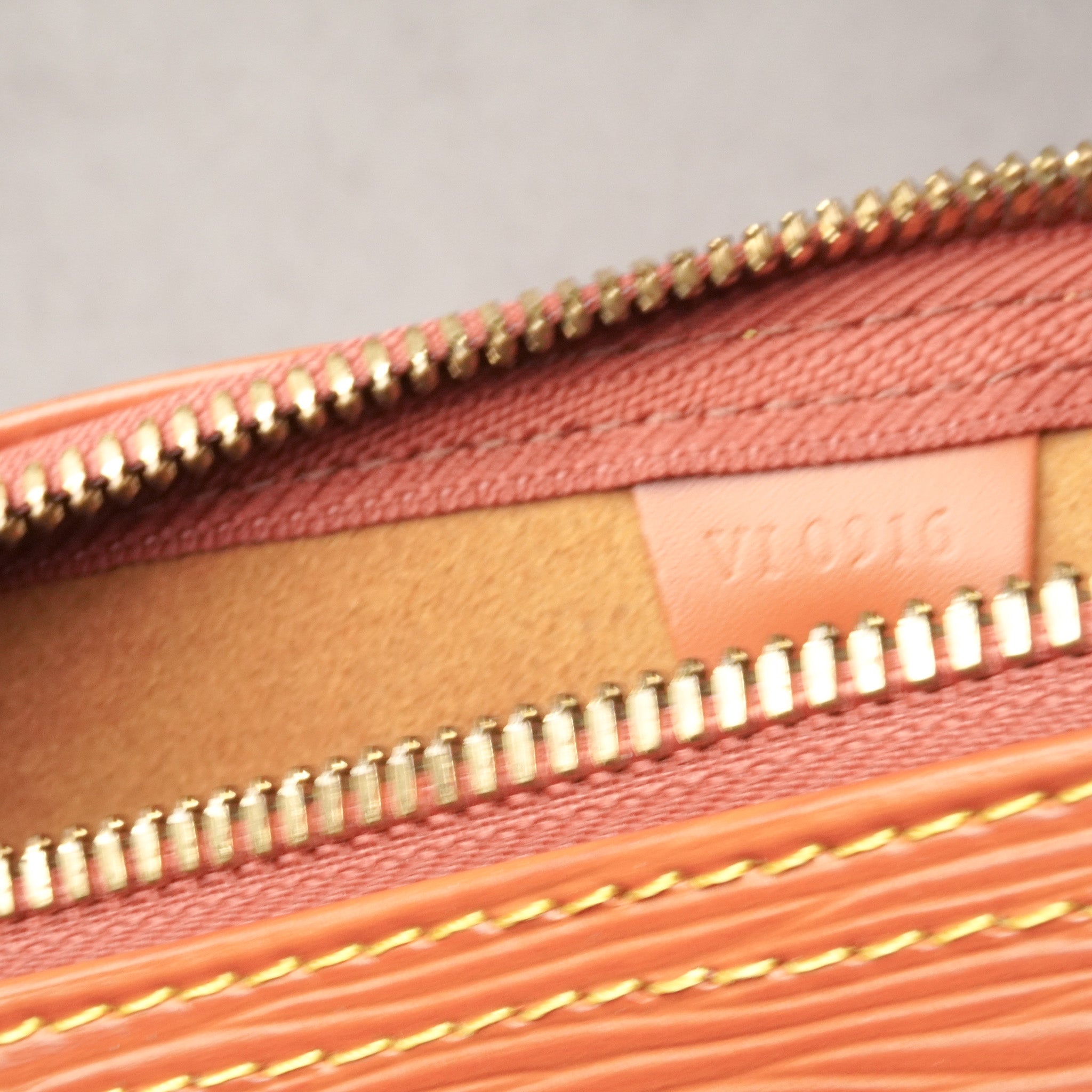 Louis Vuitton Keepall 45 Epi Kenian Brown