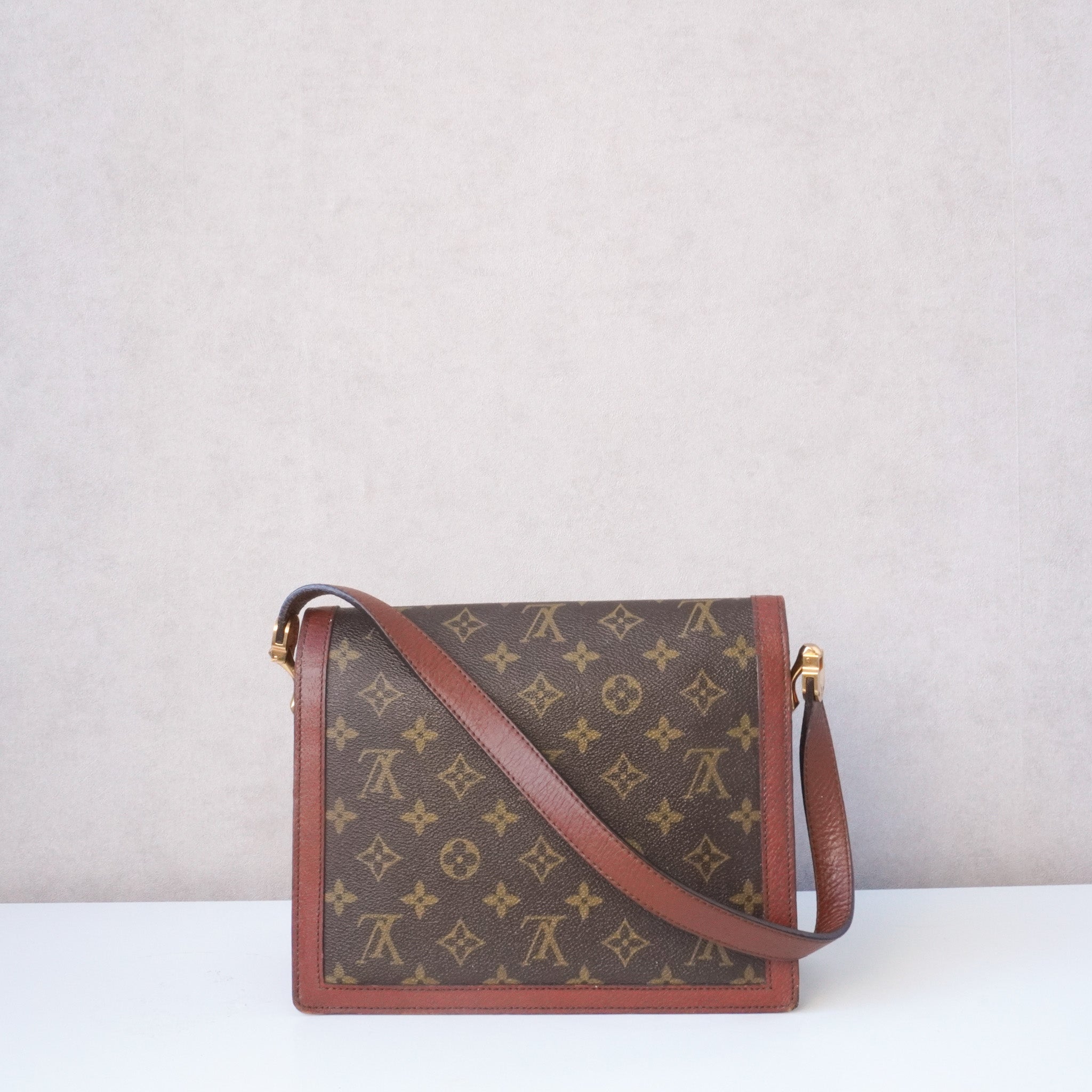 Louis Vuitton Sac Dauphine