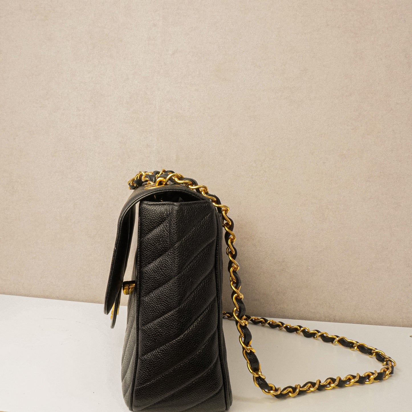 Chanel Chevron Maxi Flapbag Caviar 24k ghw - 1994