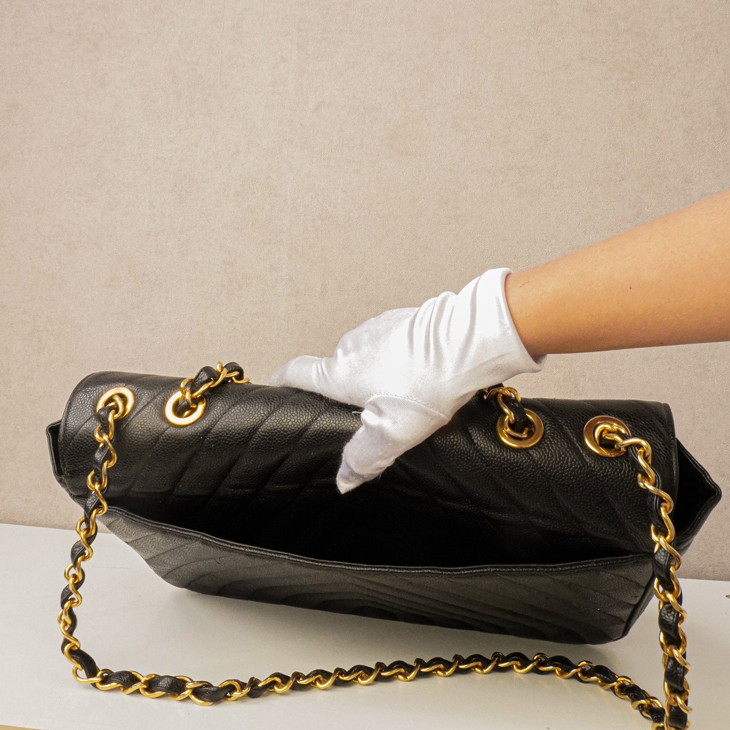 Chanel Chevron Maxi Flapbag Caviar 24k ghw - 1994