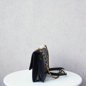 Chic Pearls Flapbag Quilted Mini Crossbody