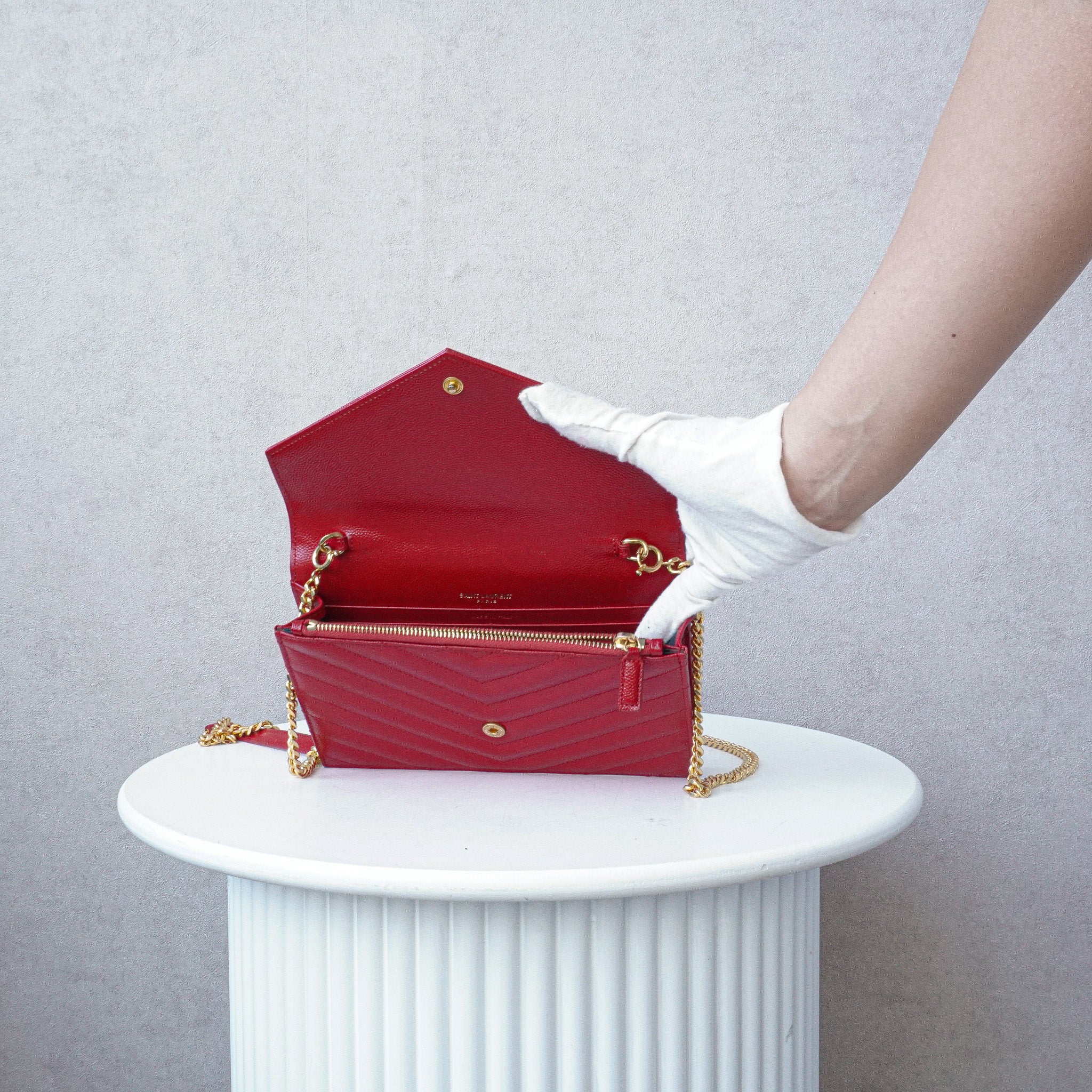 Saint Laurent Paris Cassandra red crossbody tas