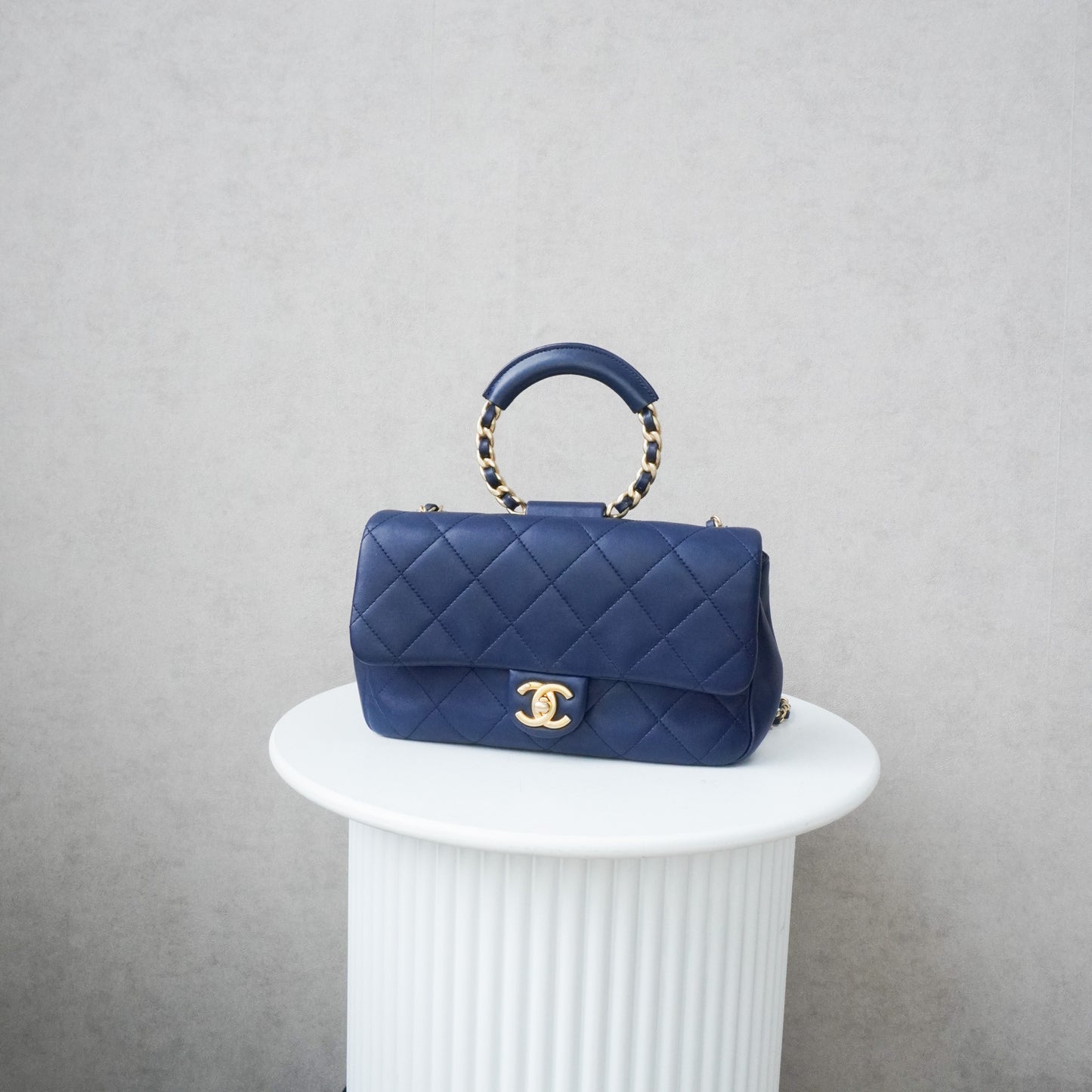 Chanel Loop Flapbag Navy