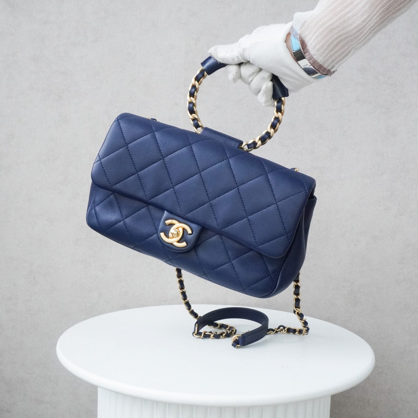 Chanel Loop Flapbag Navy