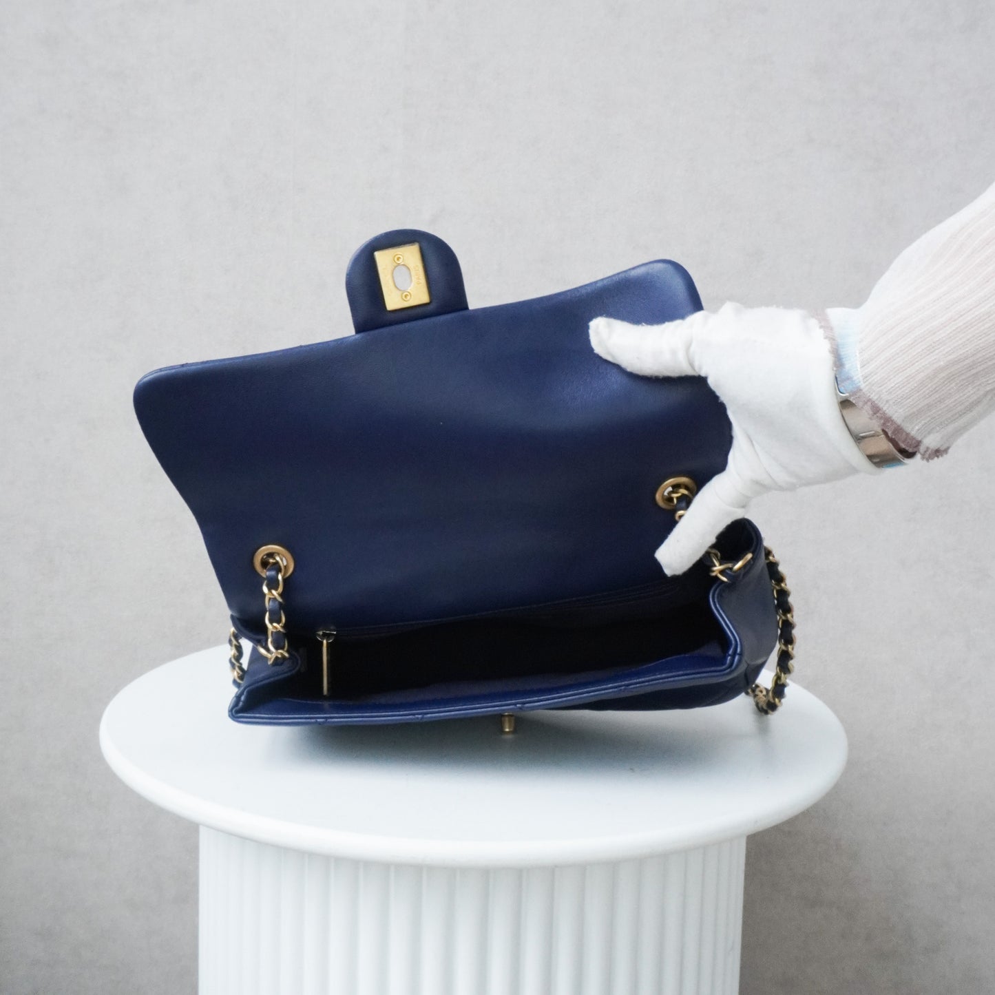 Chanel Loop Flapbag Navy