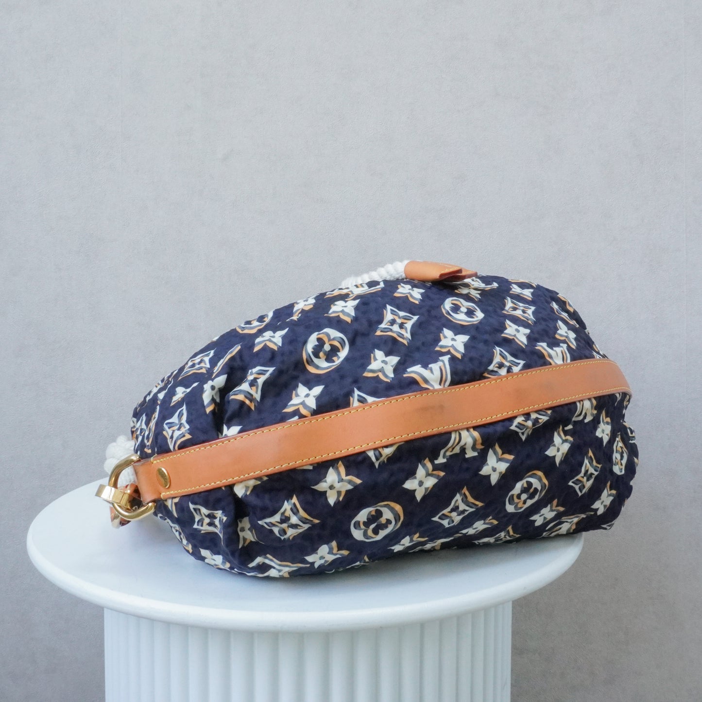 Louis Vuitton Bulle MM Marine