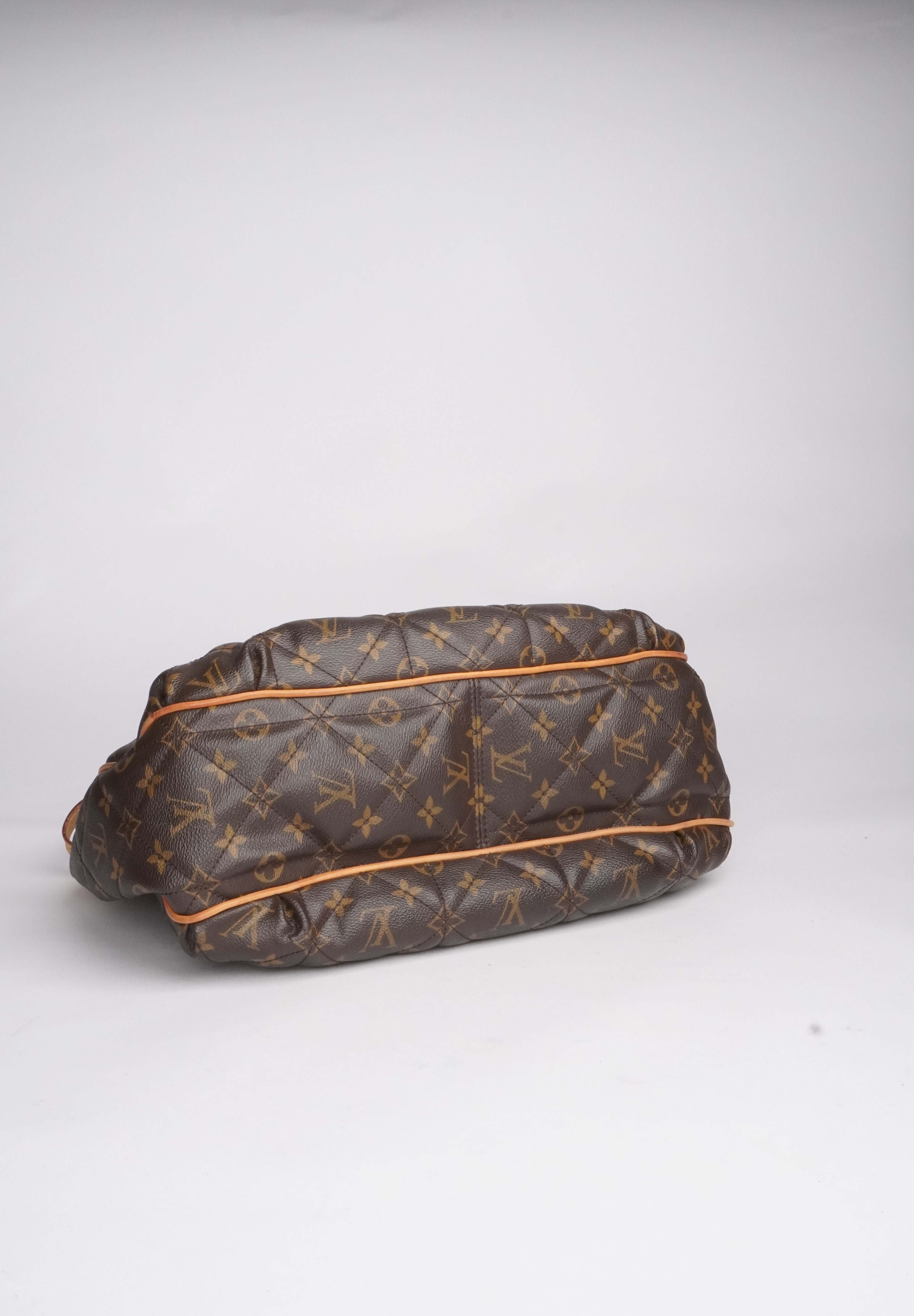 Louis Vuitton Etoile City