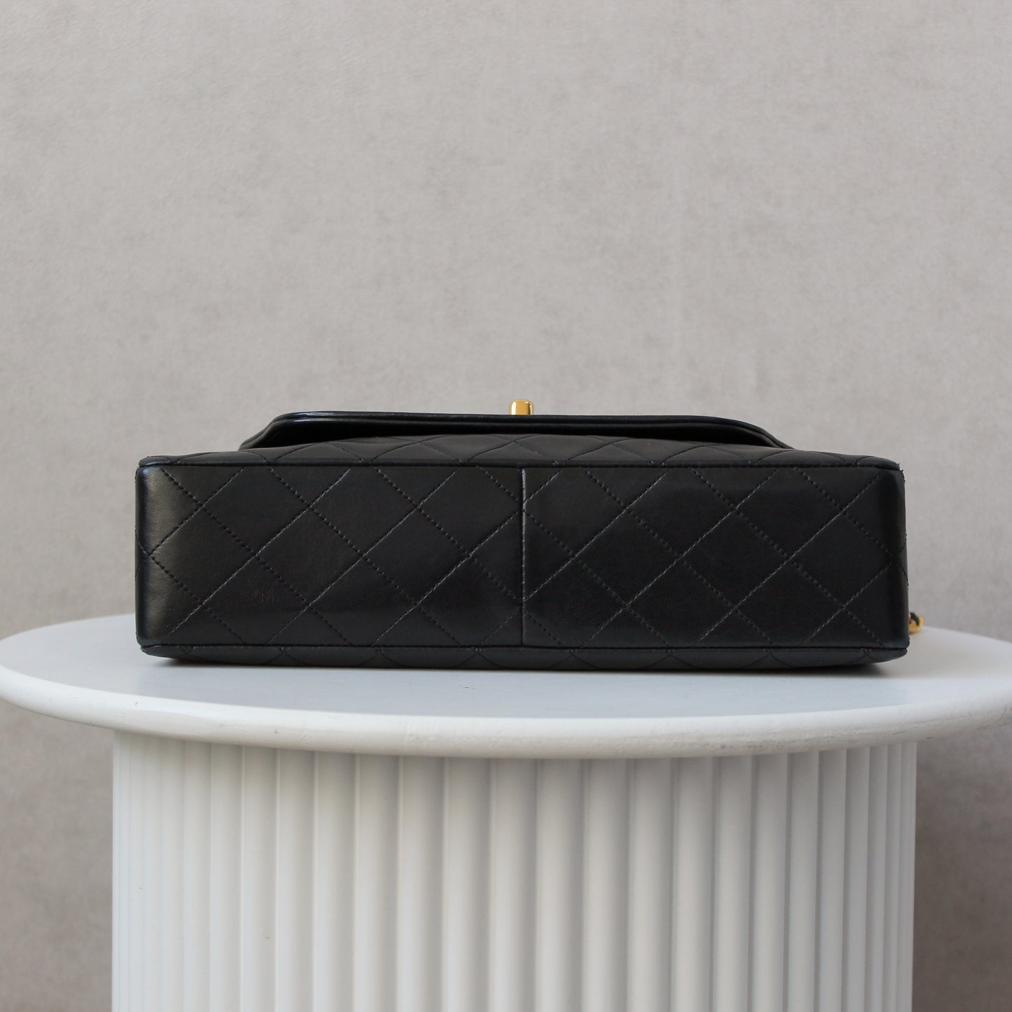 Chanel Single Flapbag Trapeze crossbody 24k ghw