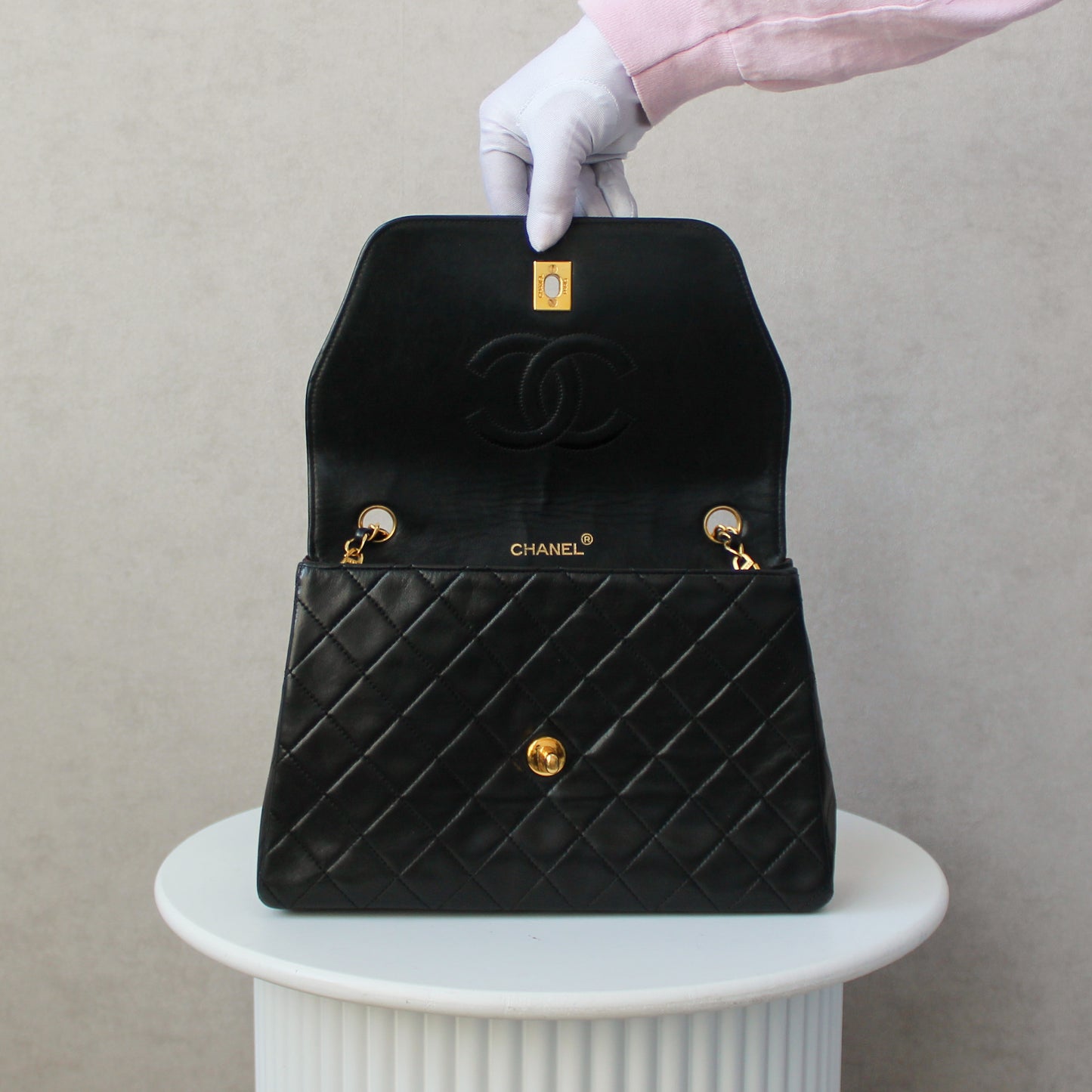 Chanel Single Flapbag Trapeze crossbody 24k ghw
