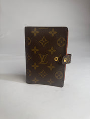 Louis Vuitton Agenda Monogram brown