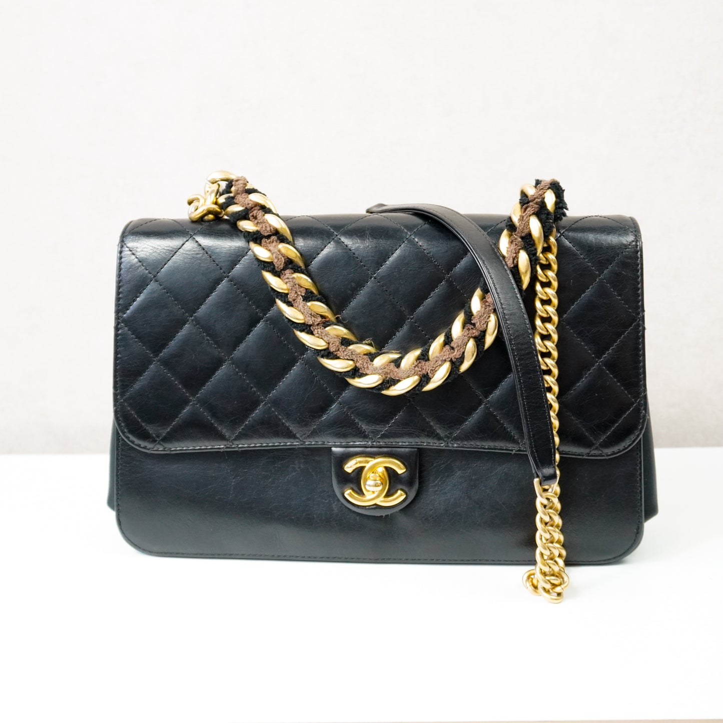Chanel Matelasse Flapbag Calf Skin