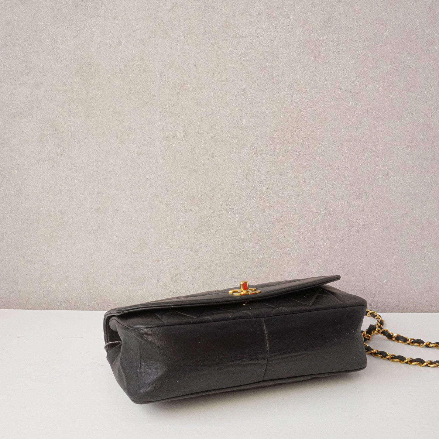 Chanel Diana Medium Flapbag 1994-1996
