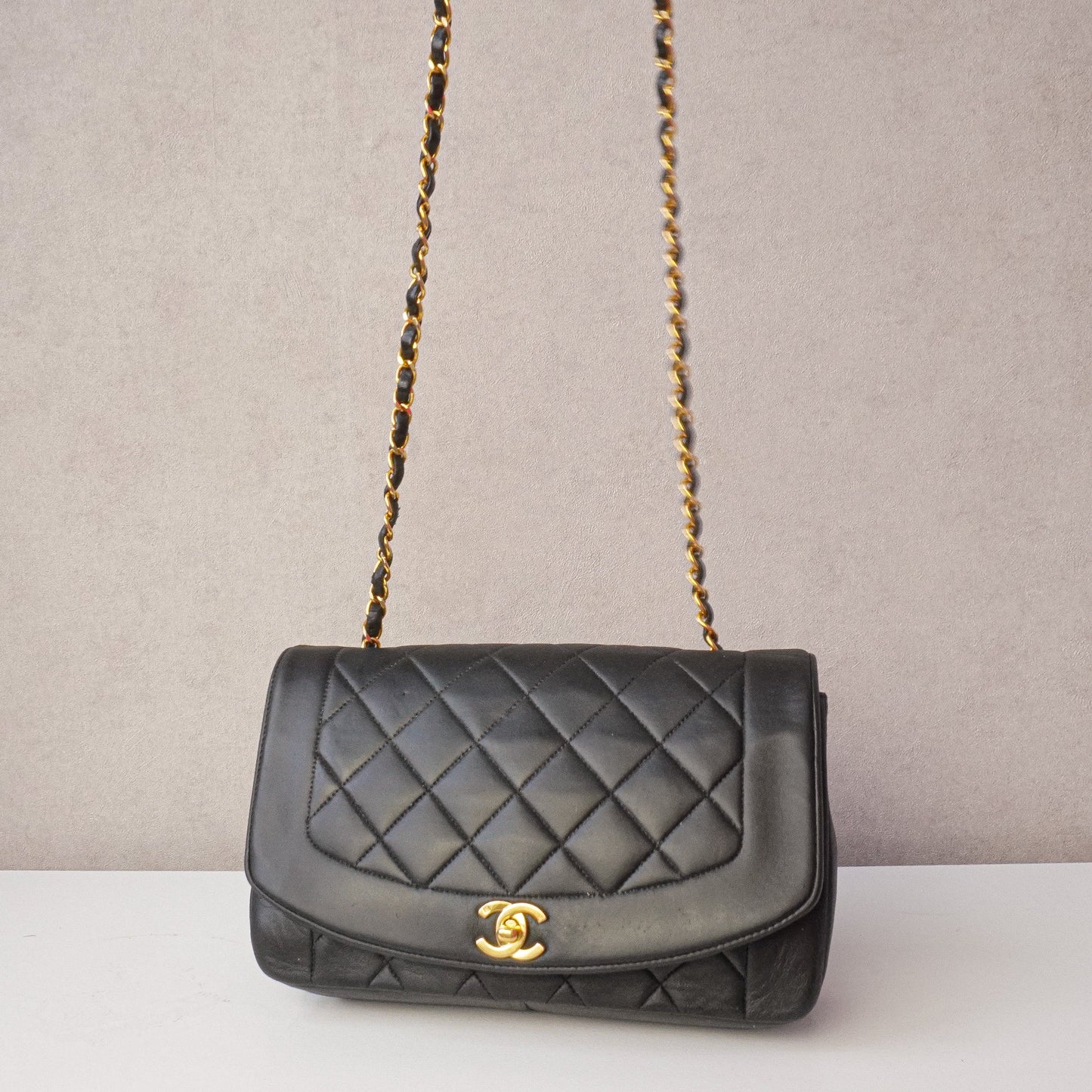 Chanel Diana Medium Flapbag 1994-1996