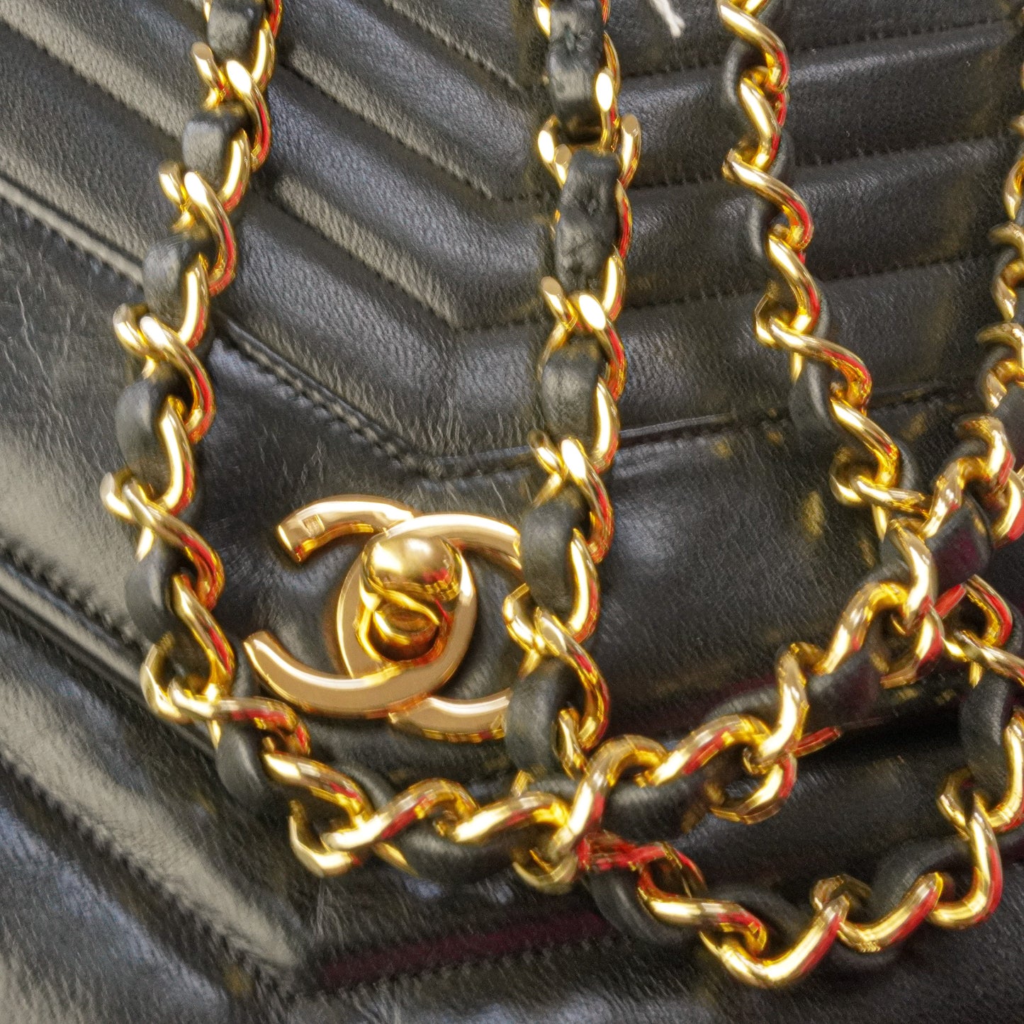 Chanel vintage V-stitch Single Flapbag