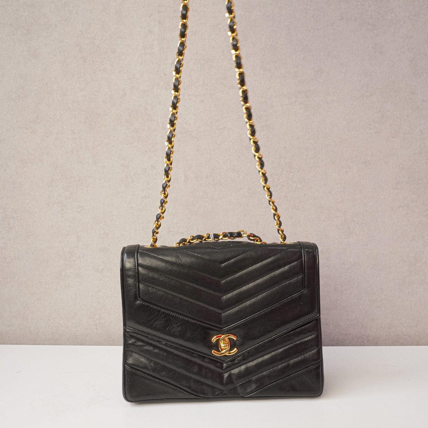 Chanel vintage V-stitch Single Flapbag