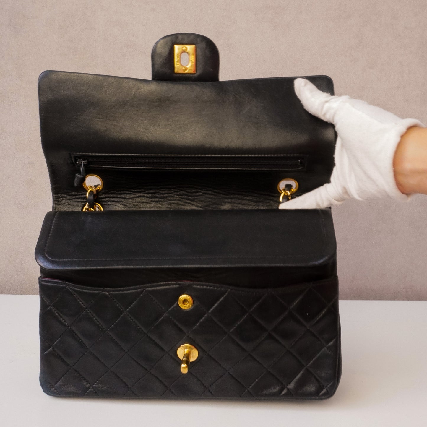 Chanel Timeless Classic W Flapbag Medium