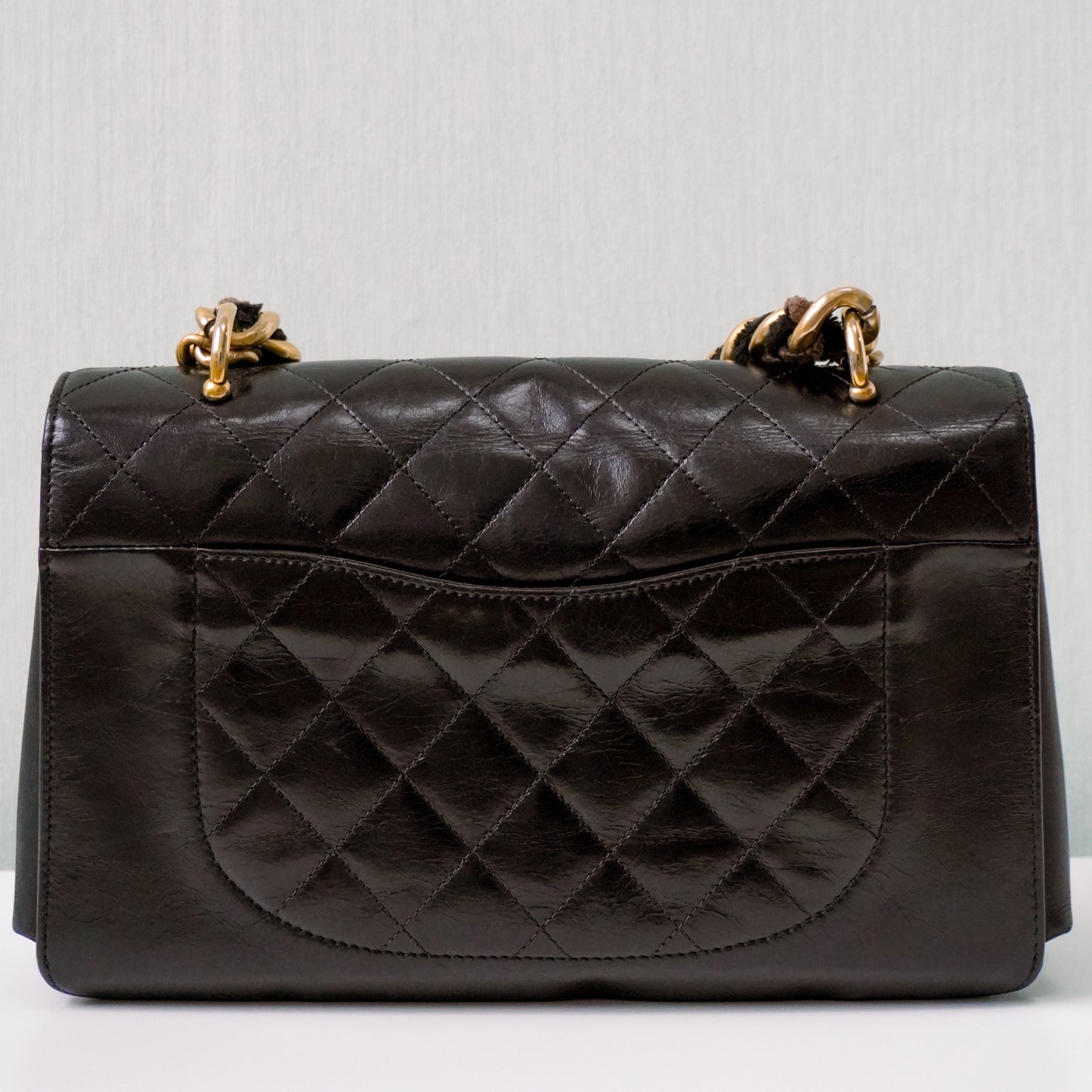 Chanel Matelasse Flapbag Calf Skin