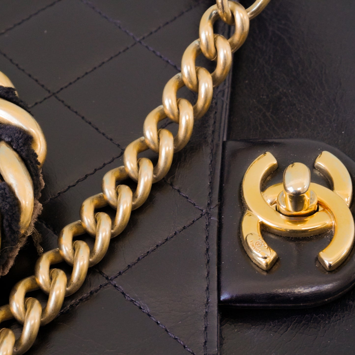 Chanel Matelasse Flapbag Calf Skin