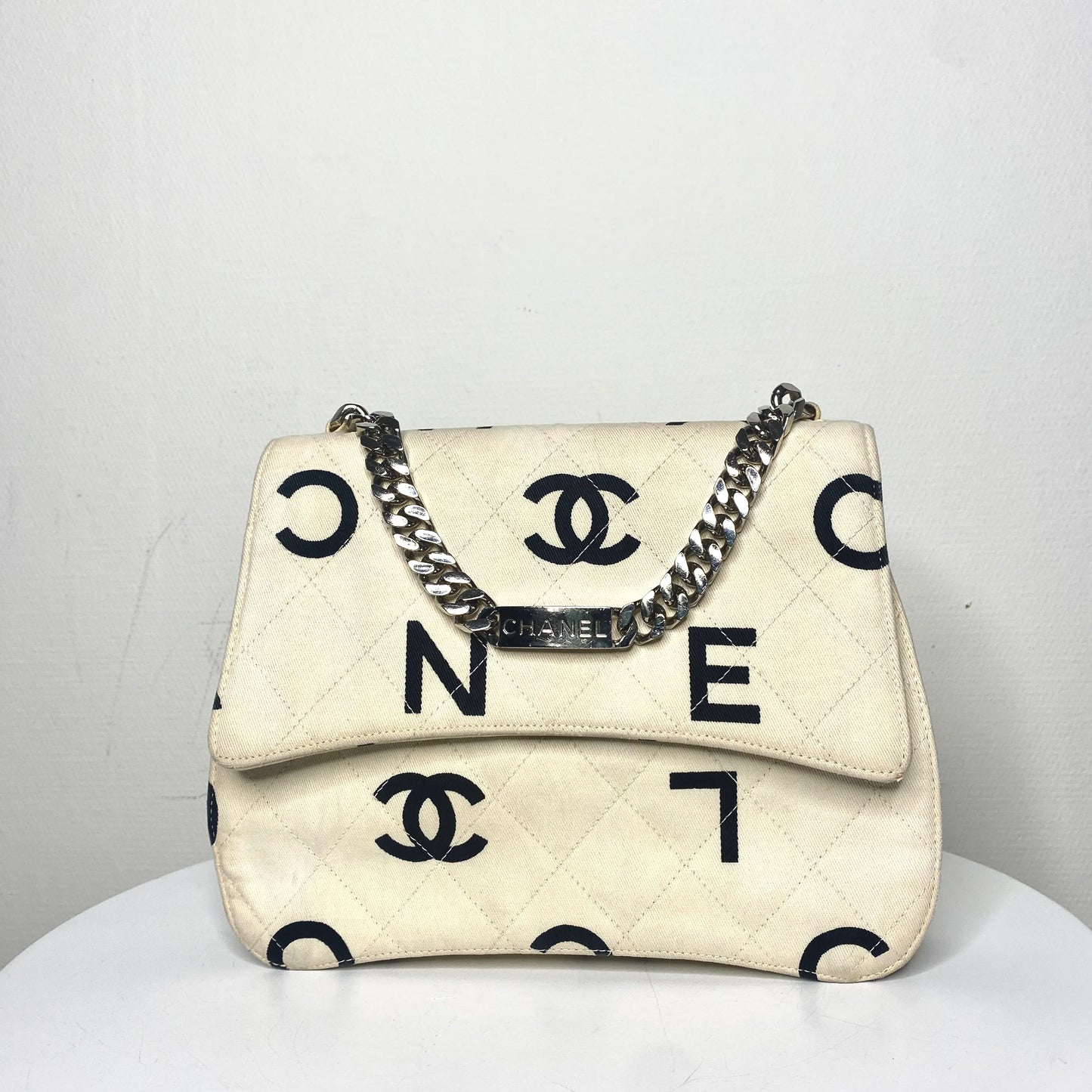 Chanel Collectors item quilted handbag 1997