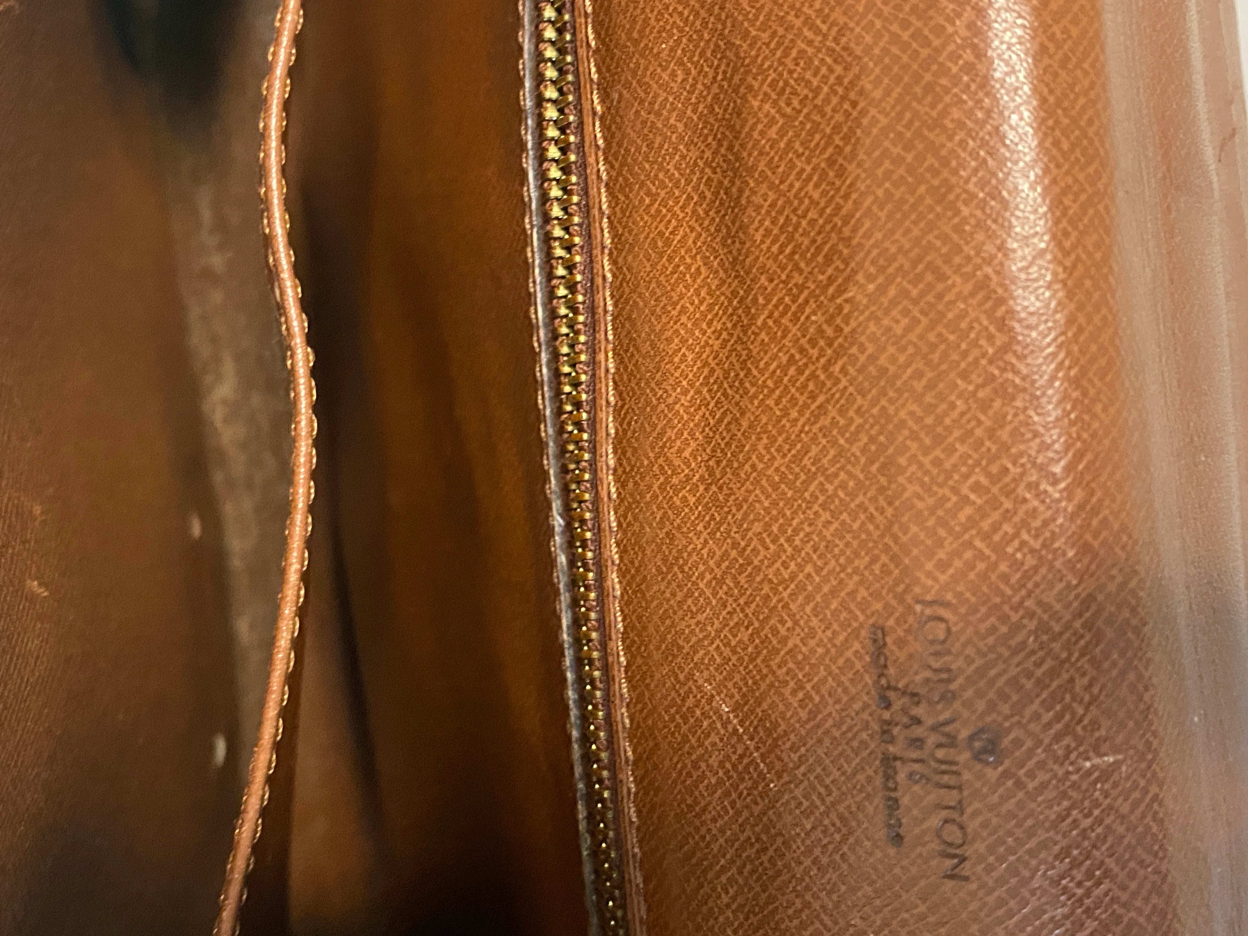 Louis Vuitton Aktetas / laptop tas.