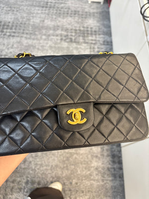Chanel Classic Flapbag Medium