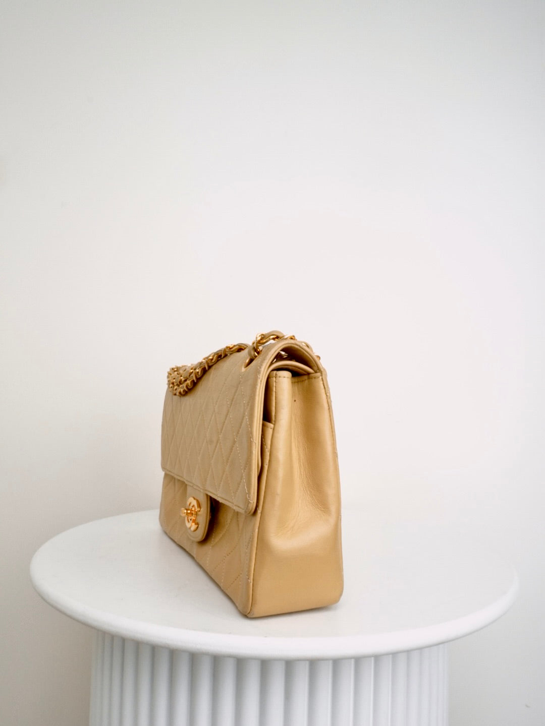 Beige chanel tas outlet