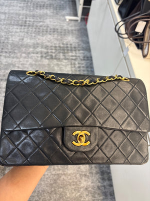 Chanel Classic Flapbag Medium