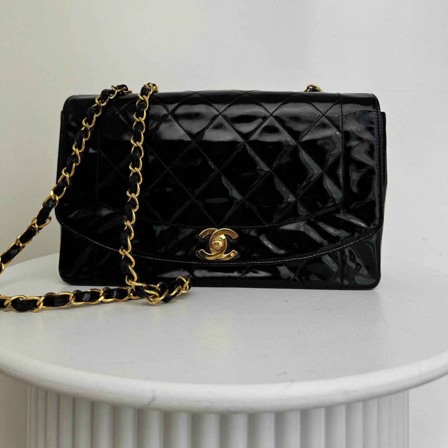 Chanel Diana tas lakleer, 24k ghw