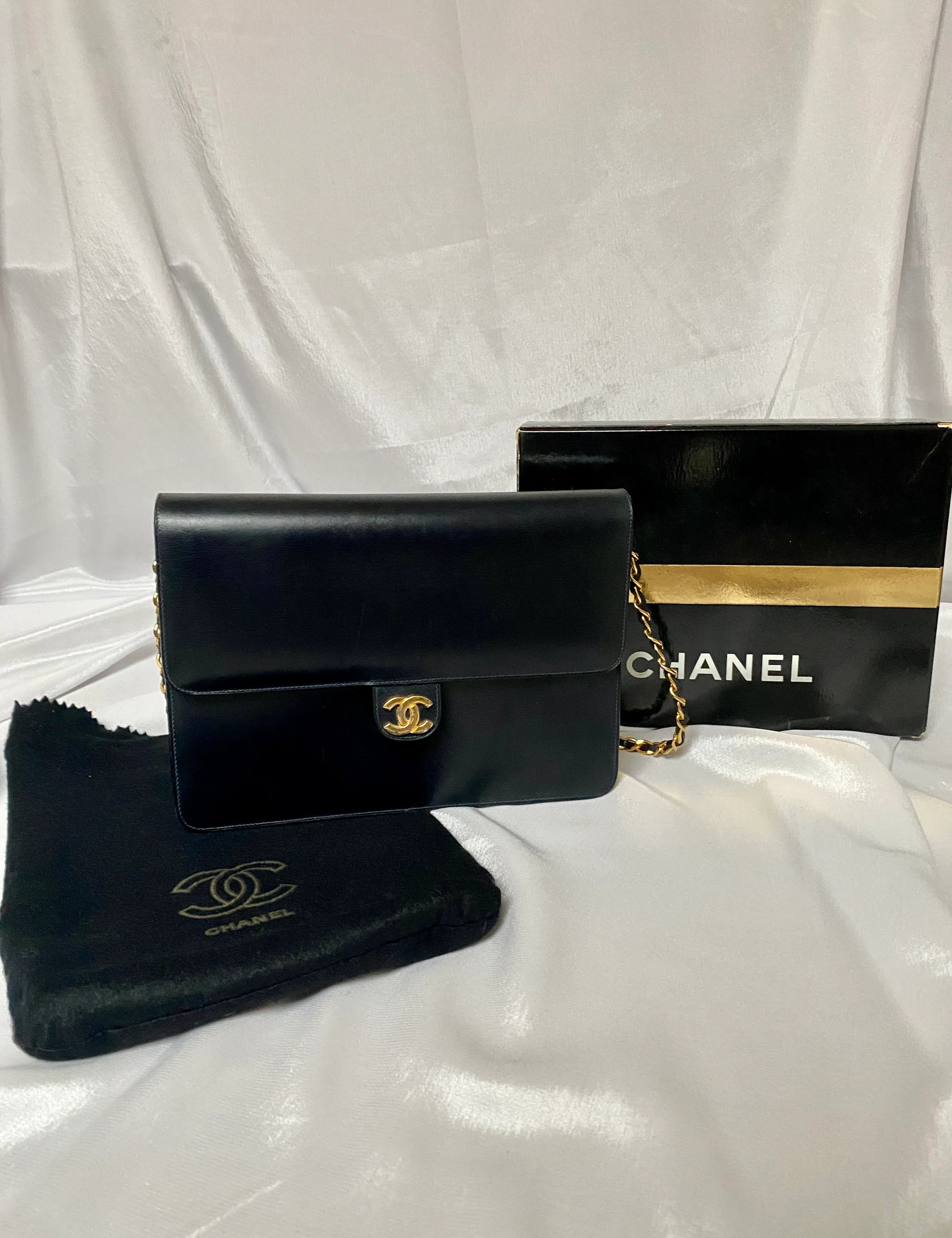 ChanelFlapbagNomatelasseset.webp