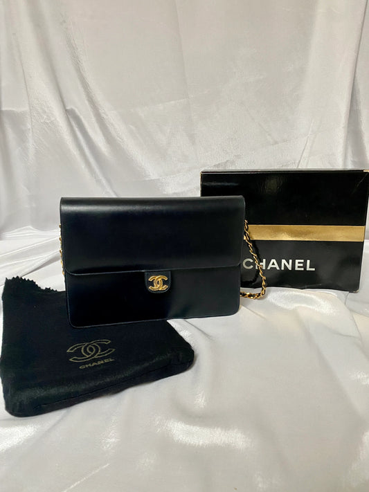 Chanel Single Flapbag Black GWH MEDIUM