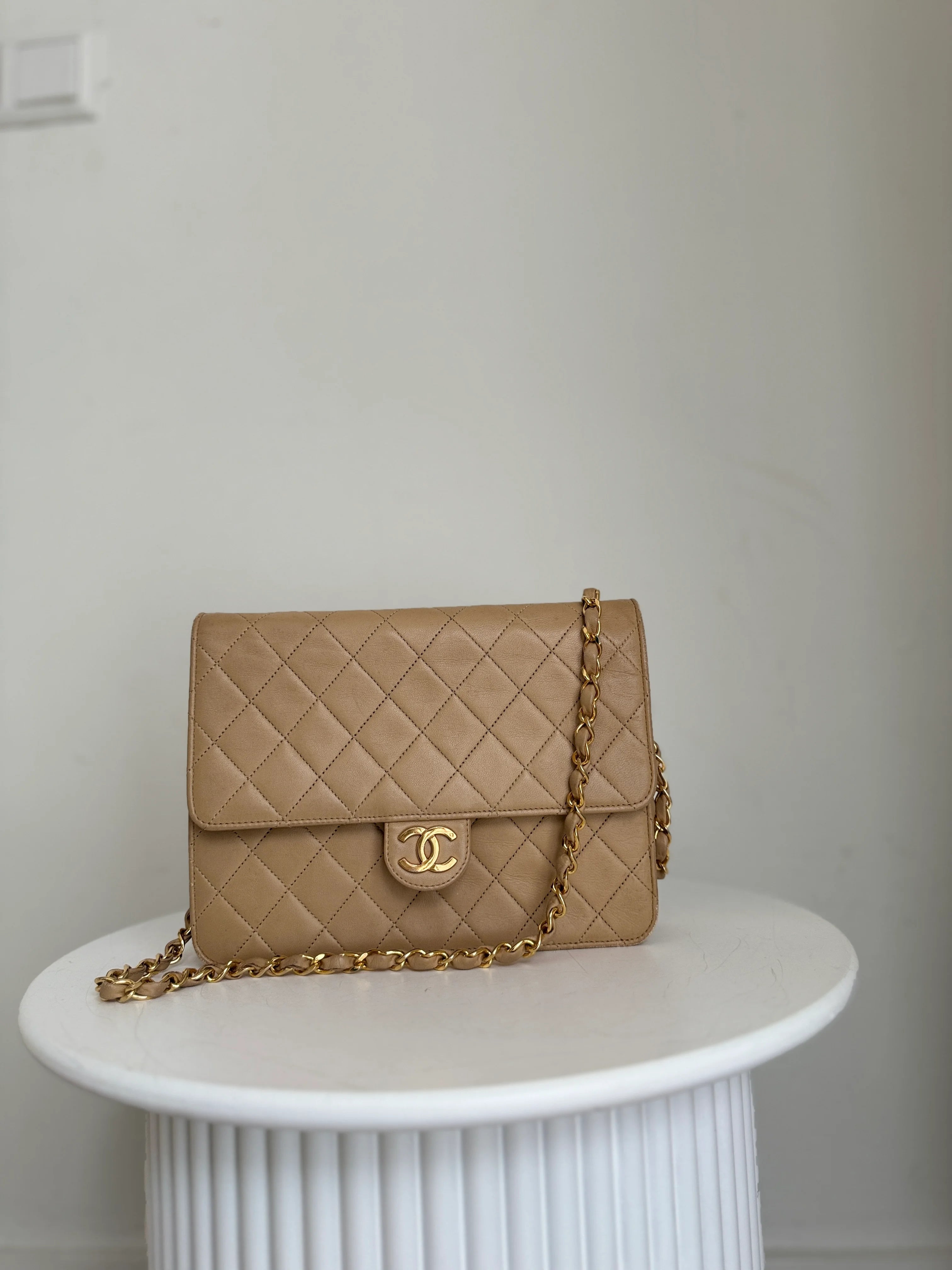Chanel Single Flapbag Small 24k ghw Dark Beige