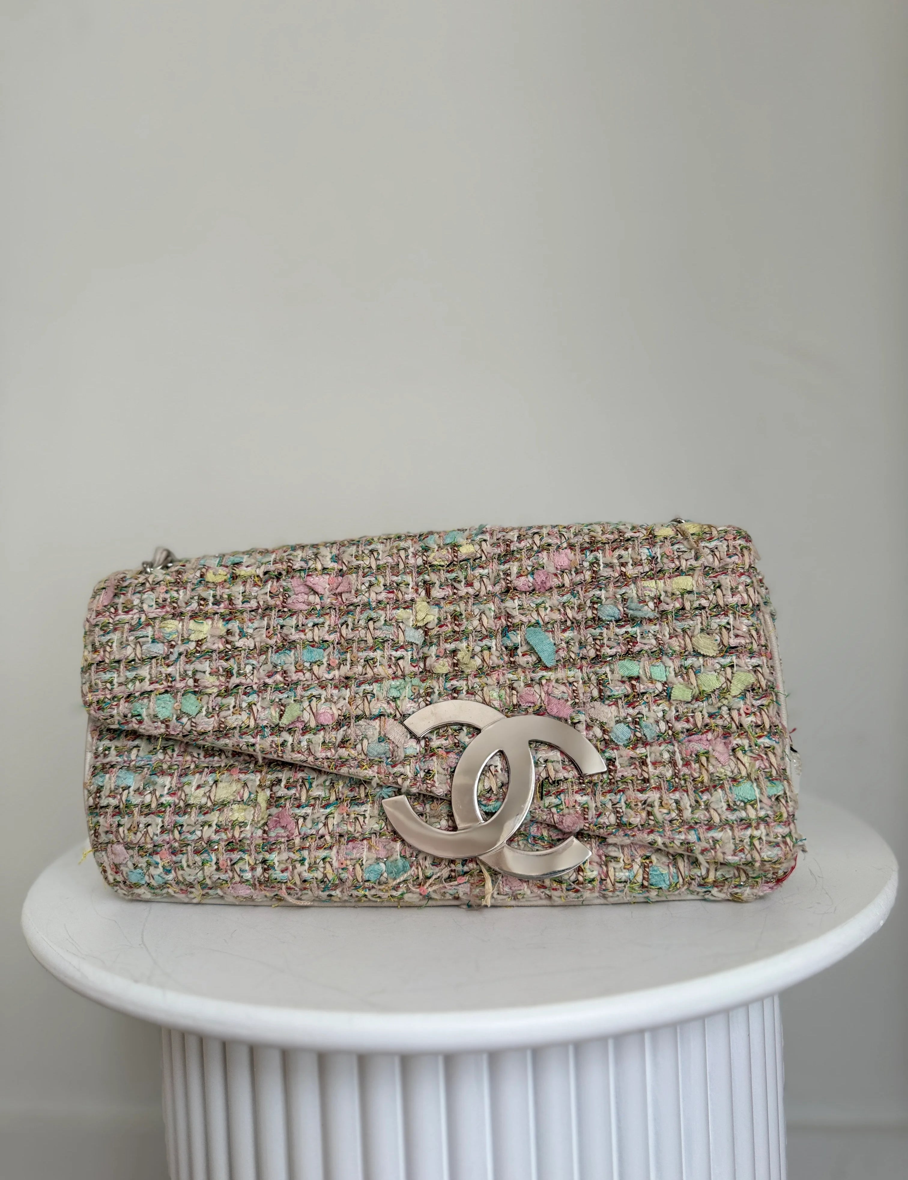 ChanelTweetvoorkantzonderchain.webp