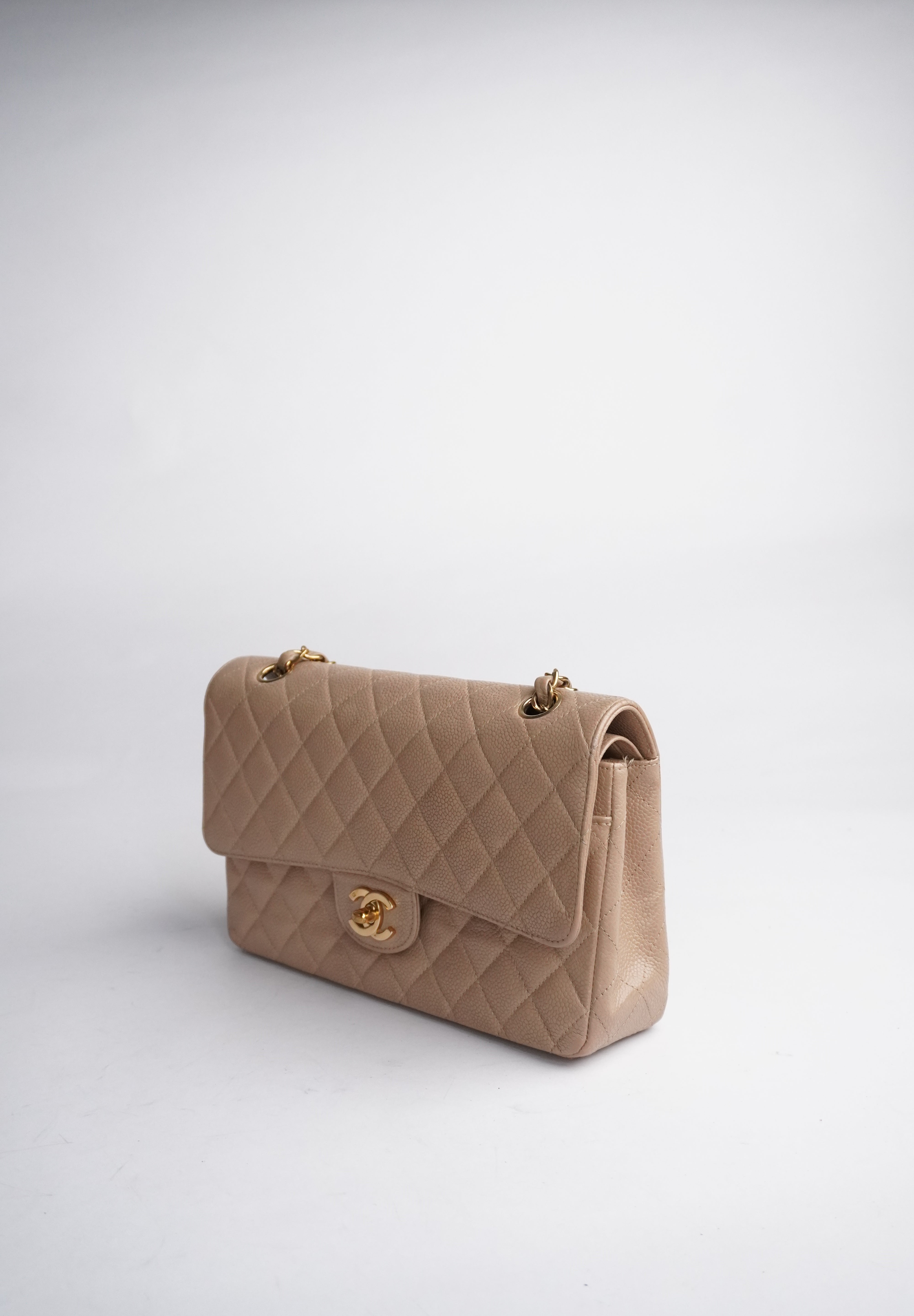 Chanel Classic Flapbag Medium Caviar Beige 24k GHW