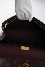 Louis Vuitton Cluny PM