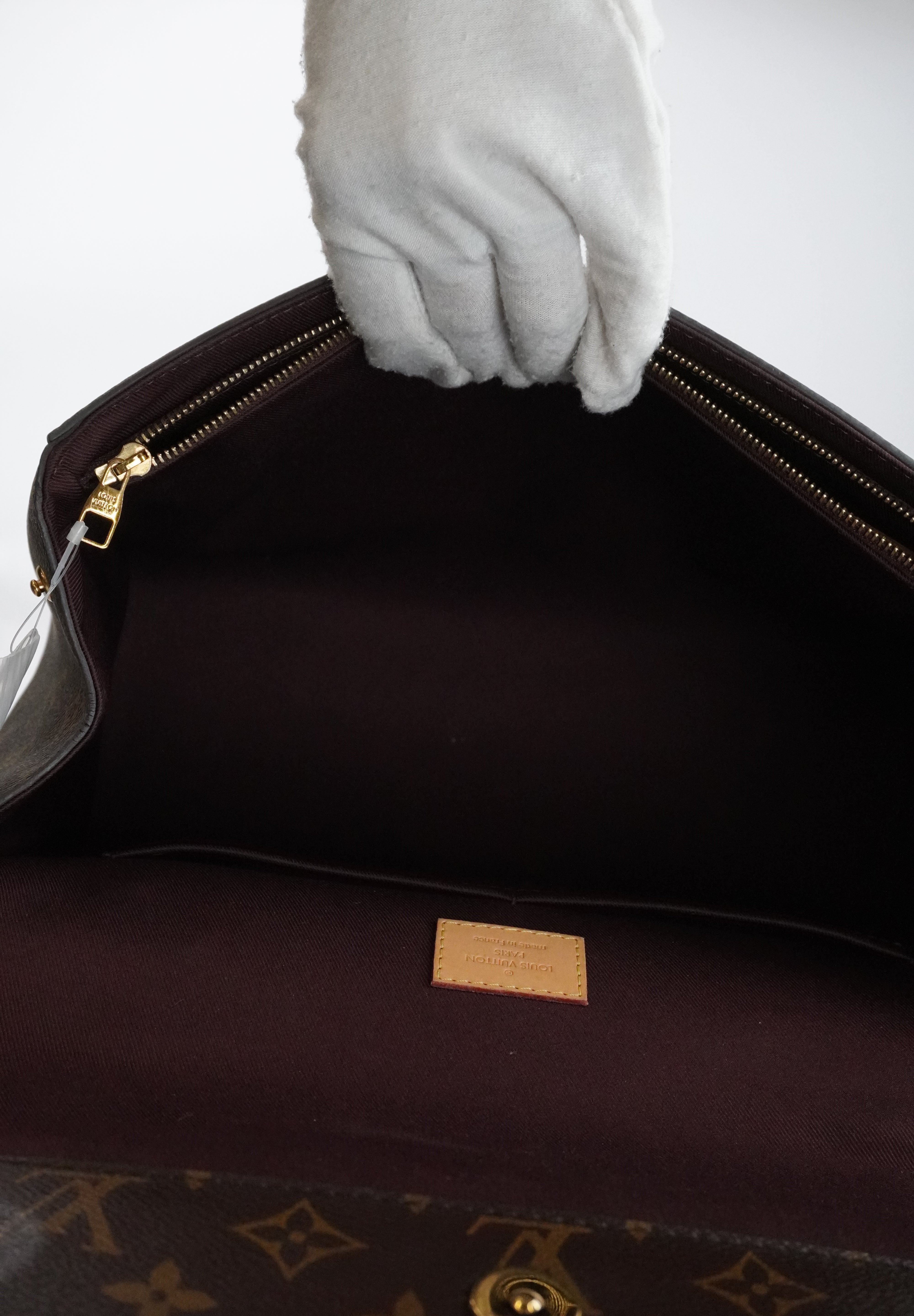 Louis Vuitton Cluny PM