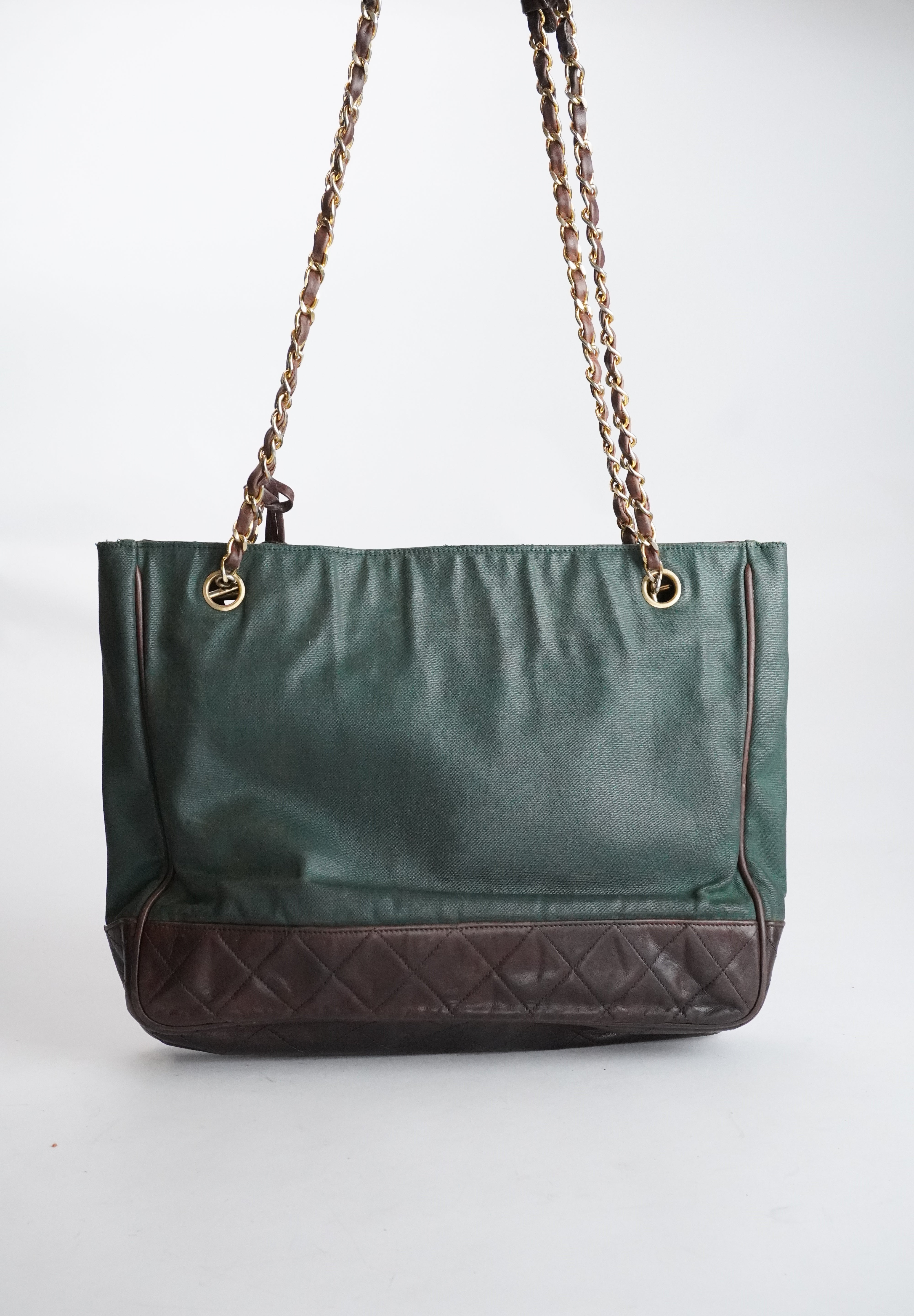 CHANEL Matlasse Nylon Chain