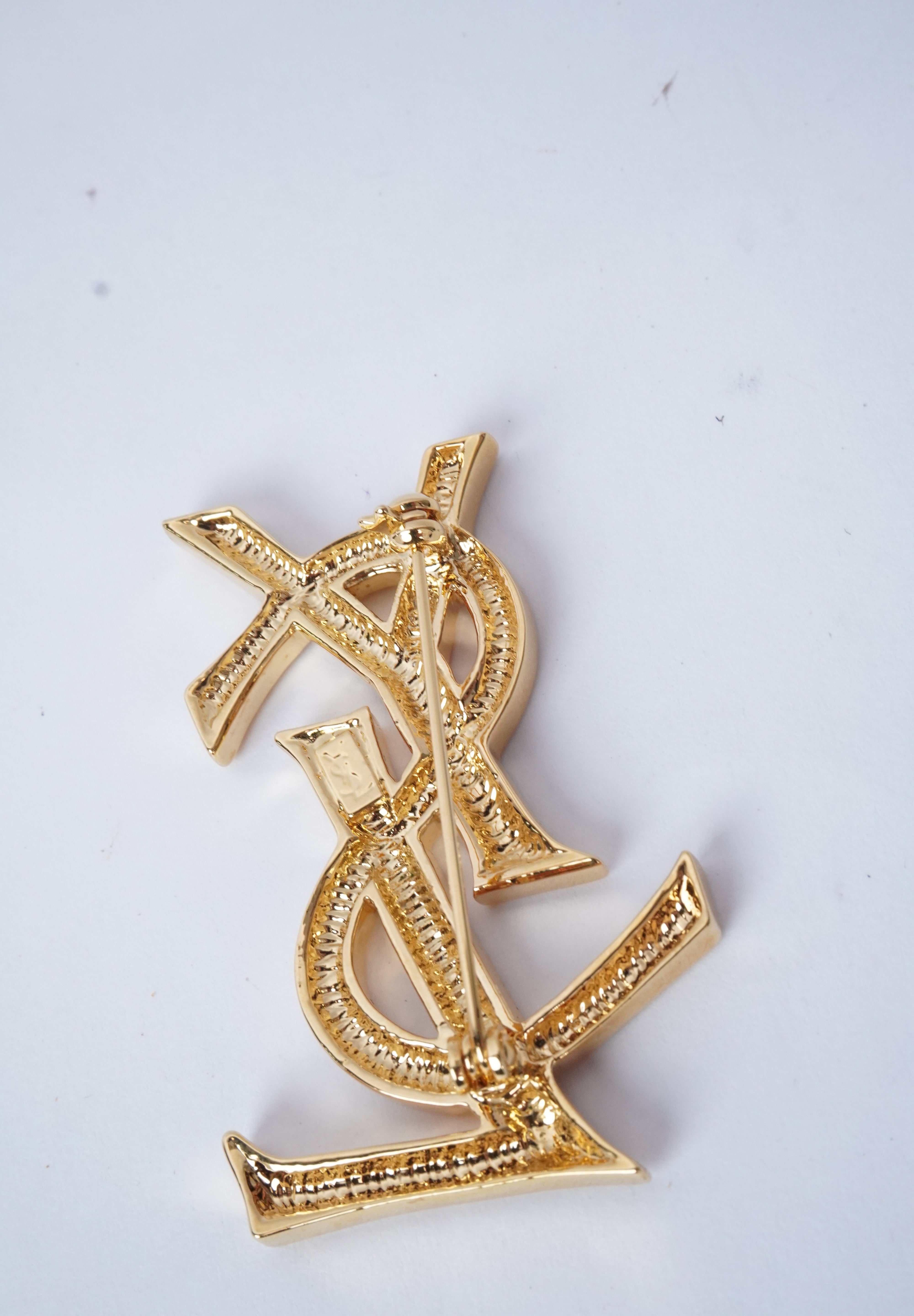 YSL Broche