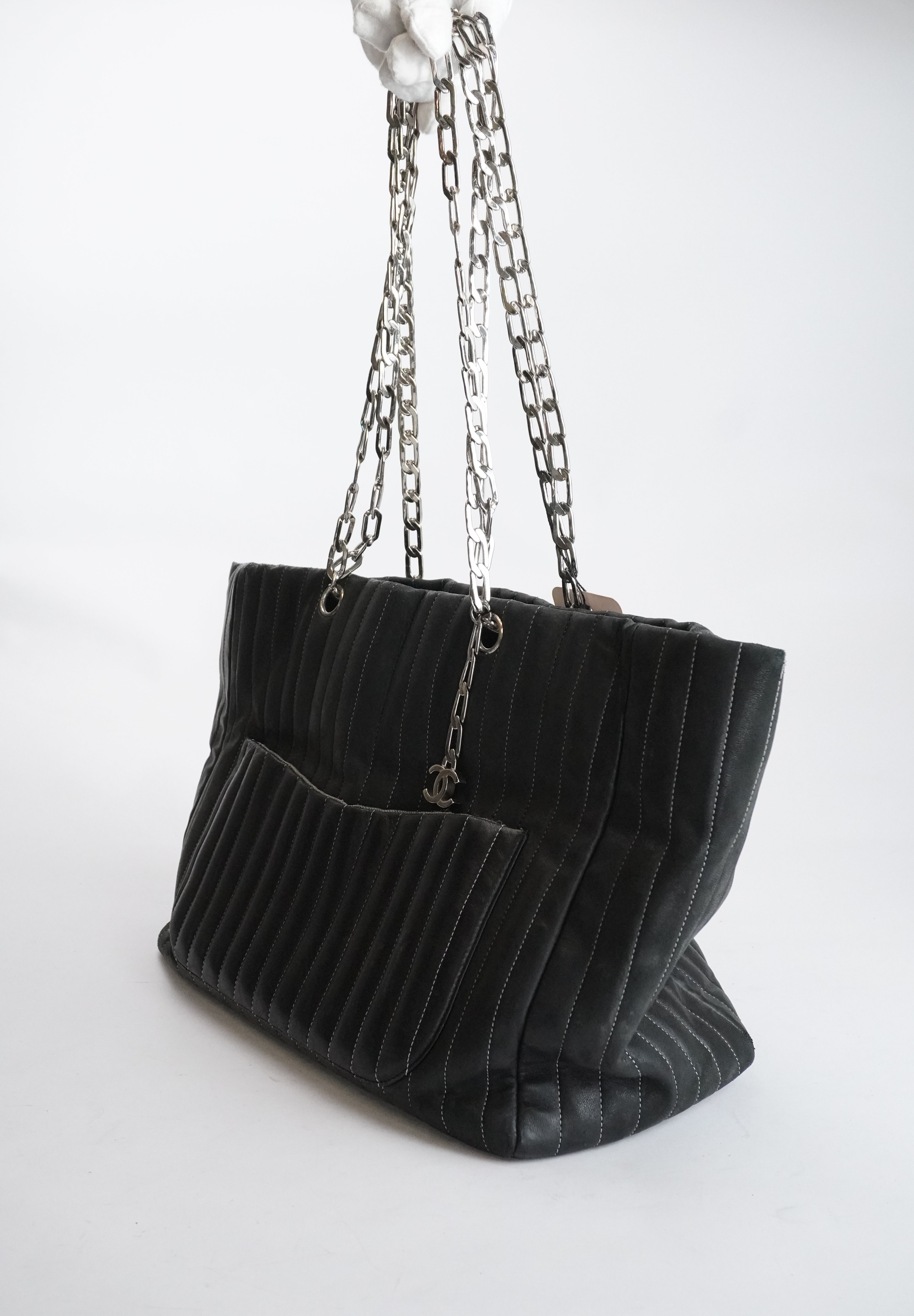 CHANEL Mademoiselle Tote Shw