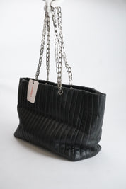 CHANEL Mademoiselle Tote Shw