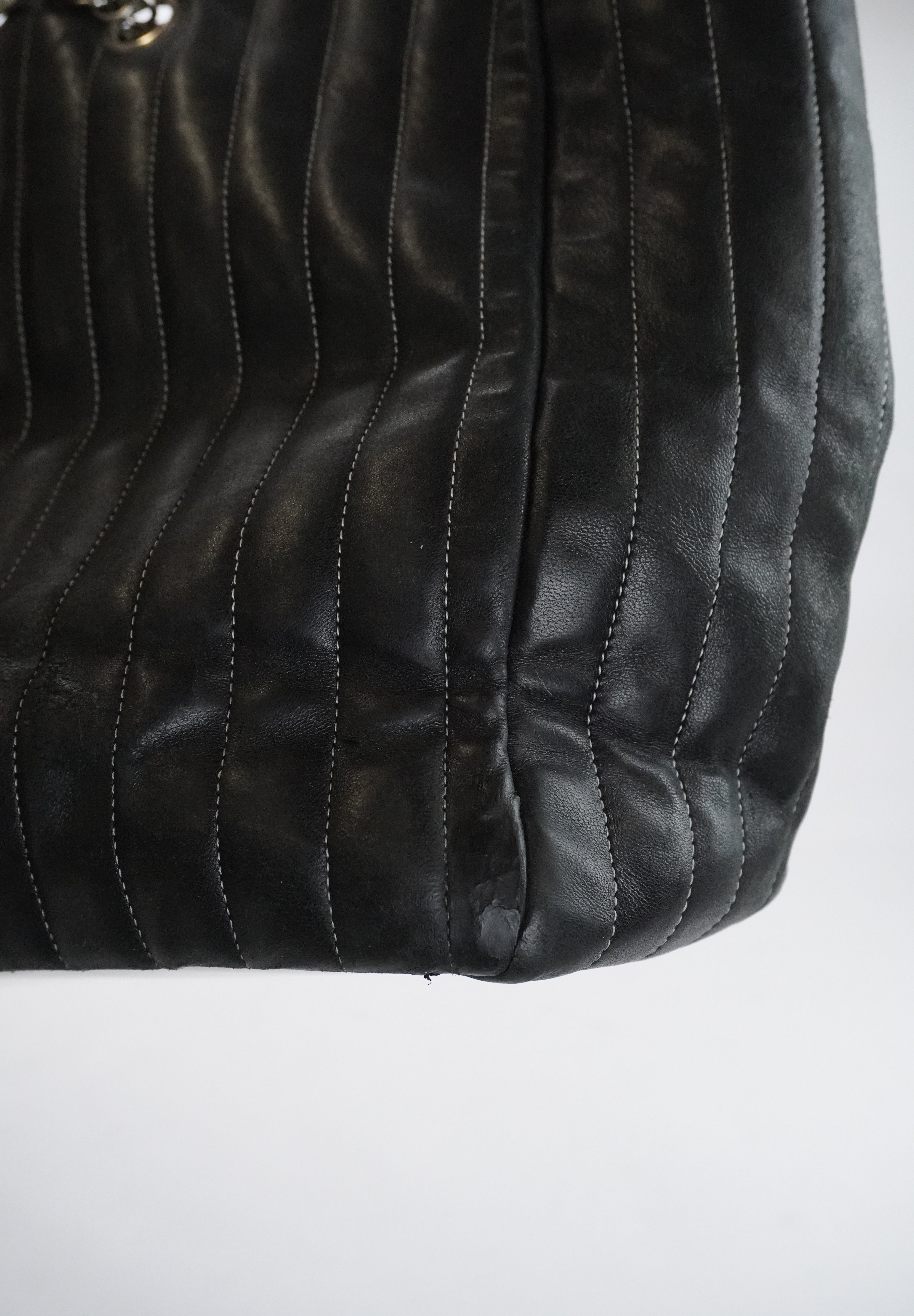 CHANEL Mademoiselle Tote Shw