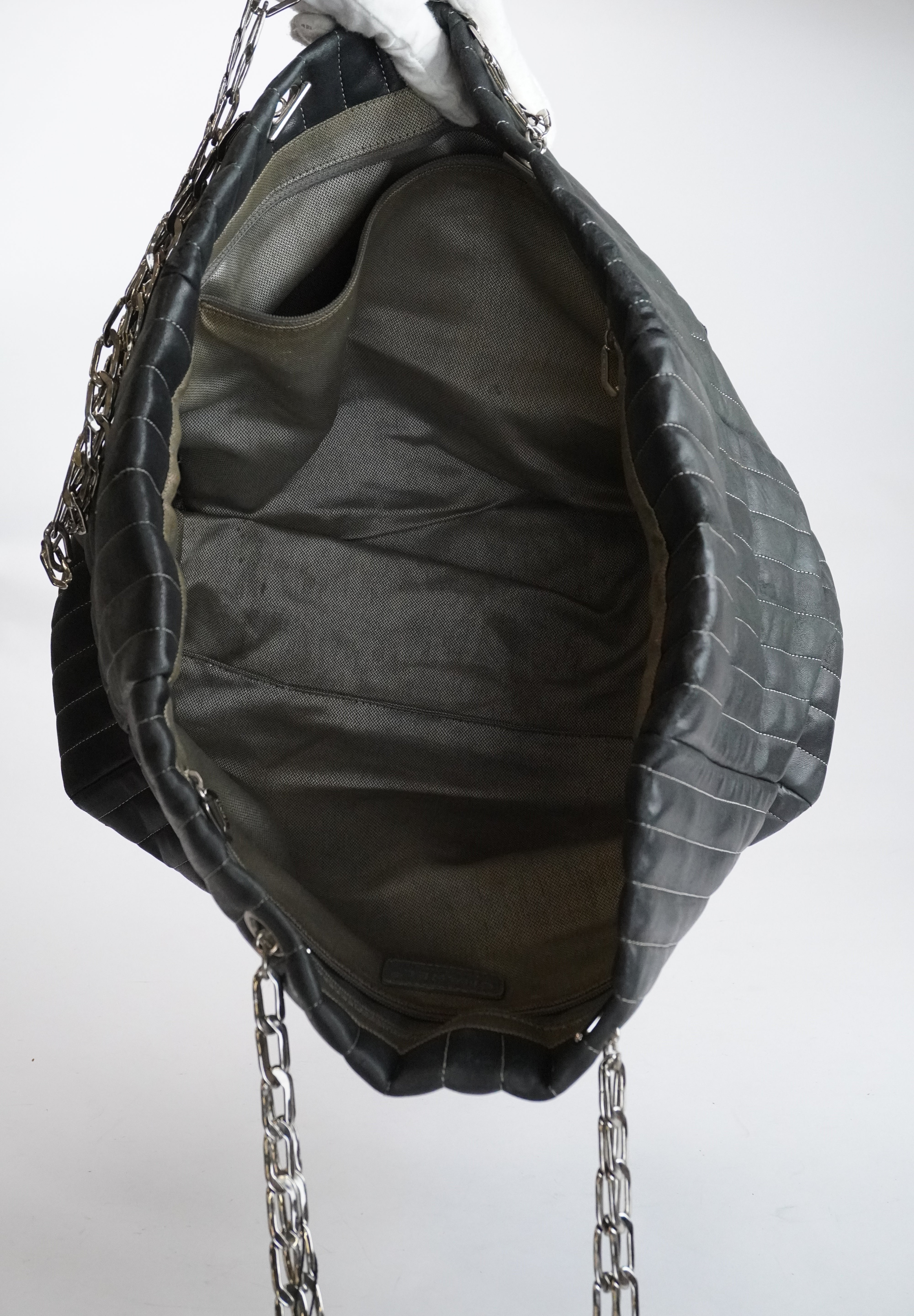 CHANEL Mademoiselle Tote Shw