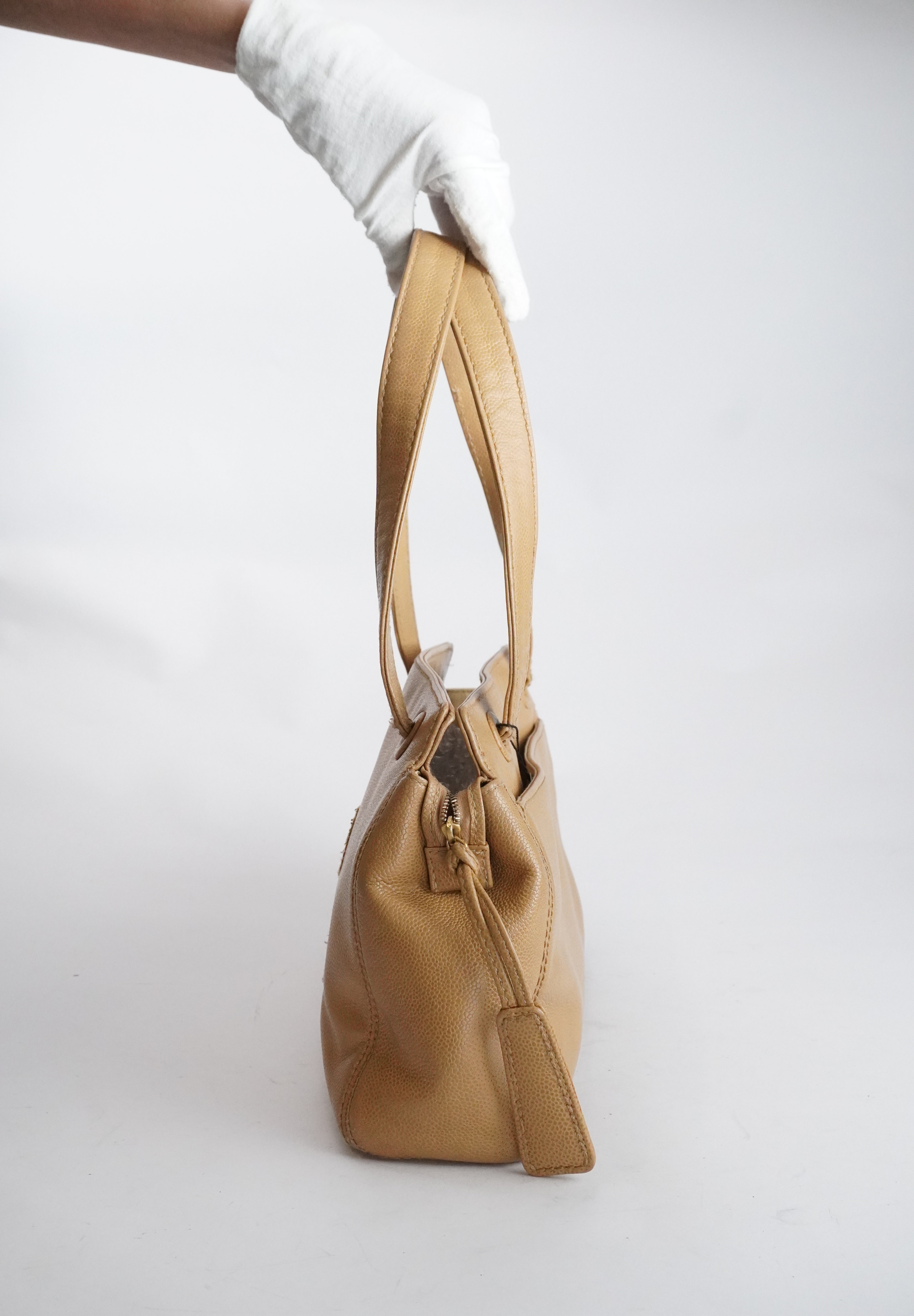 CHANEL Caviar Tote Beige (2004-2005)